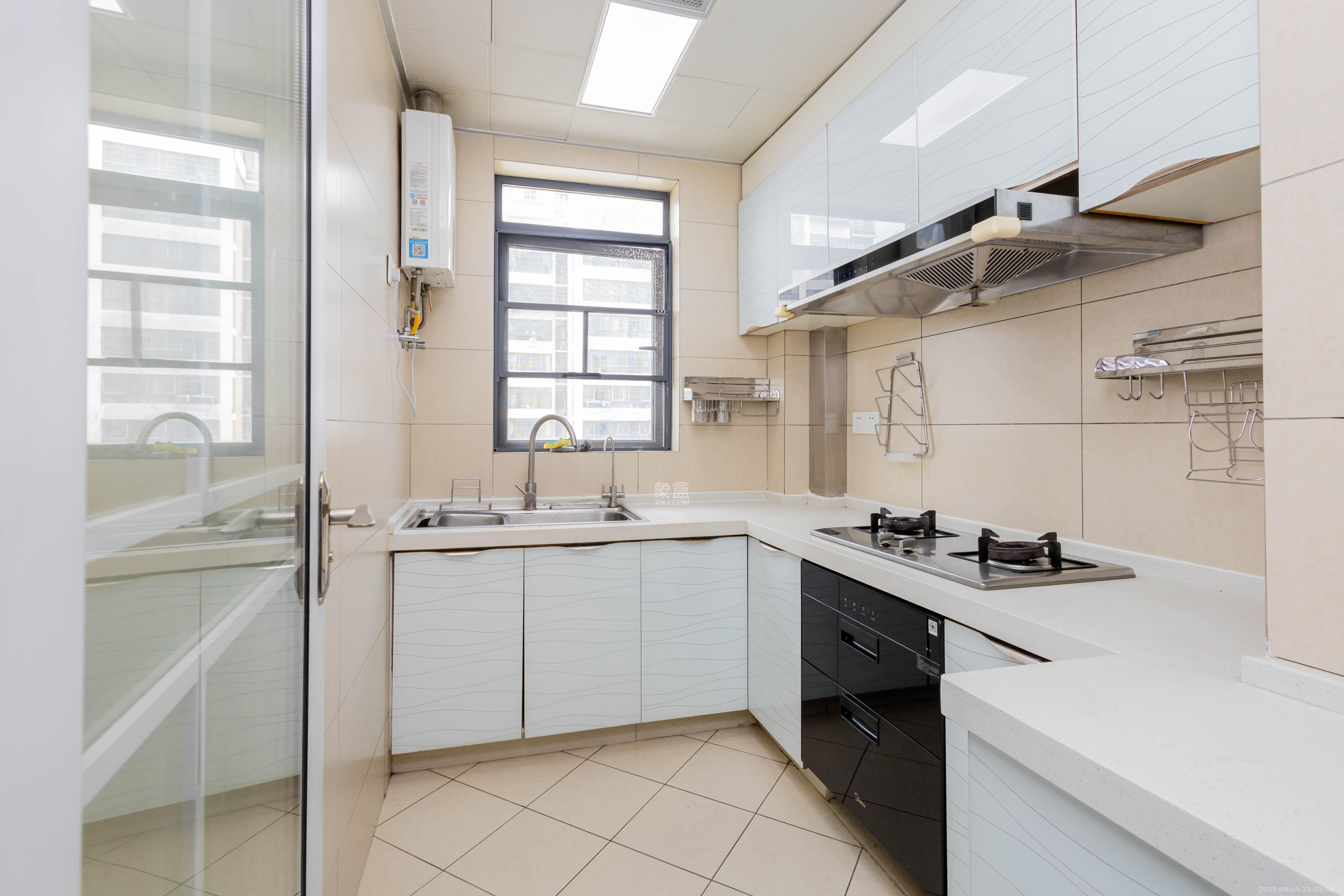 中国铁建国际城二期  3室2厅1卫    52.0万厨房