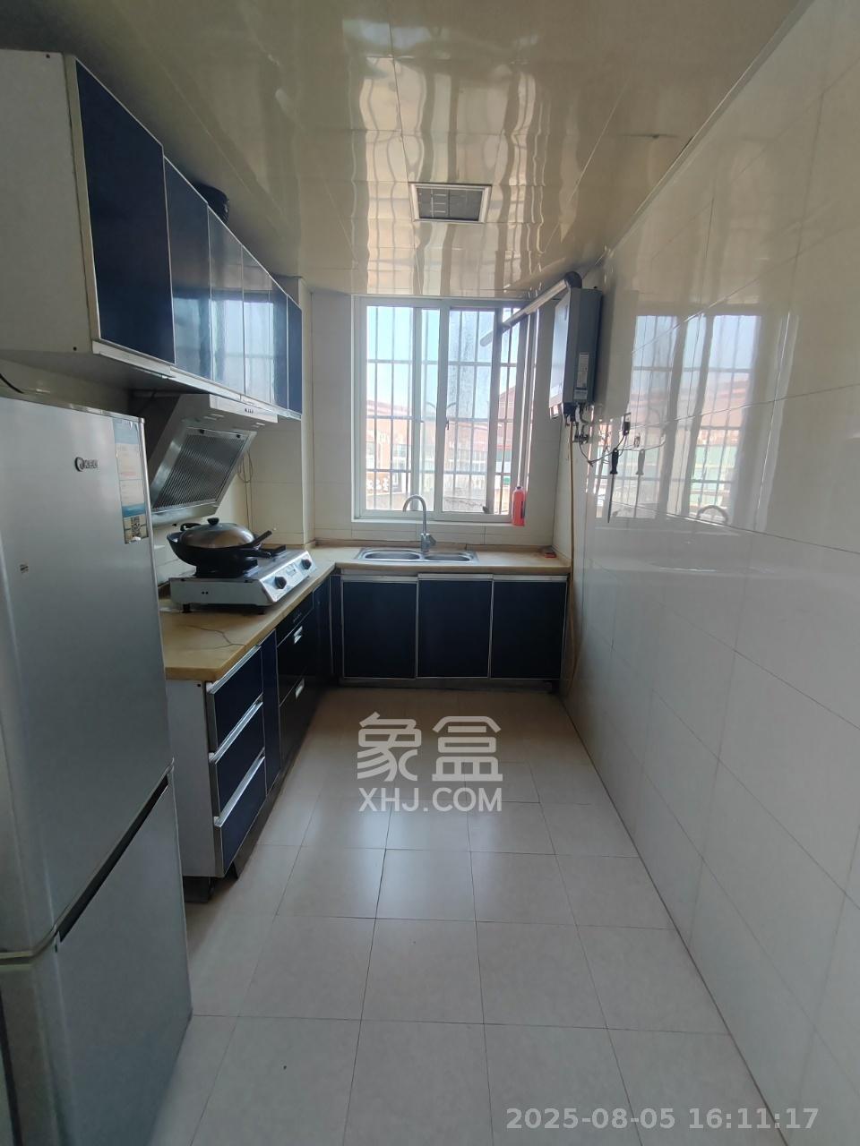 枫华府第  2室1厅1卫    1700.0元/月室内图