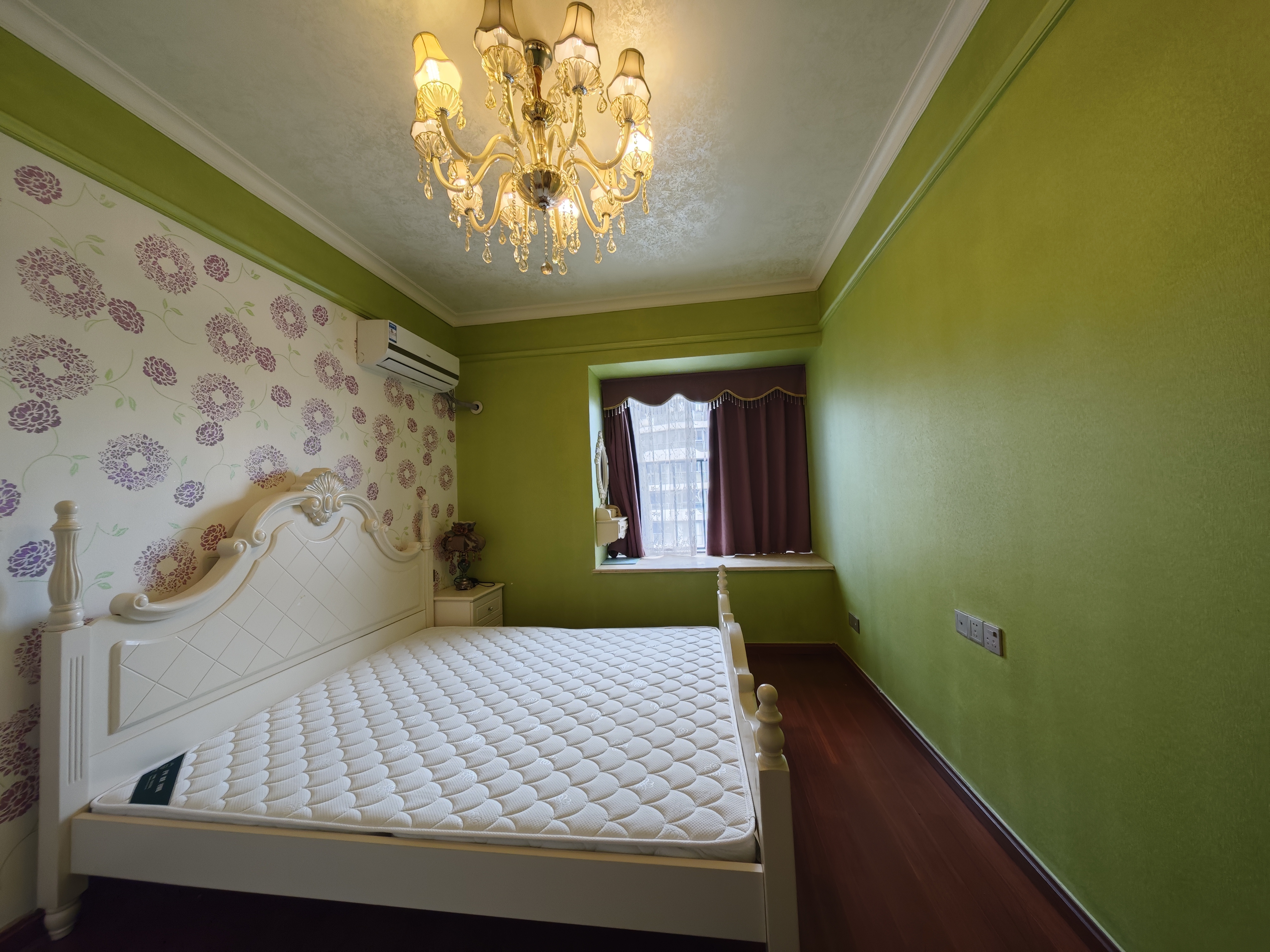 碧桂园滨海国际二期(君临湾) 3室2厅1卫 2500.0元/月 碧桂园滨海国际二期(君临湾) 3室2厅1卫 2500.0元/月室内图