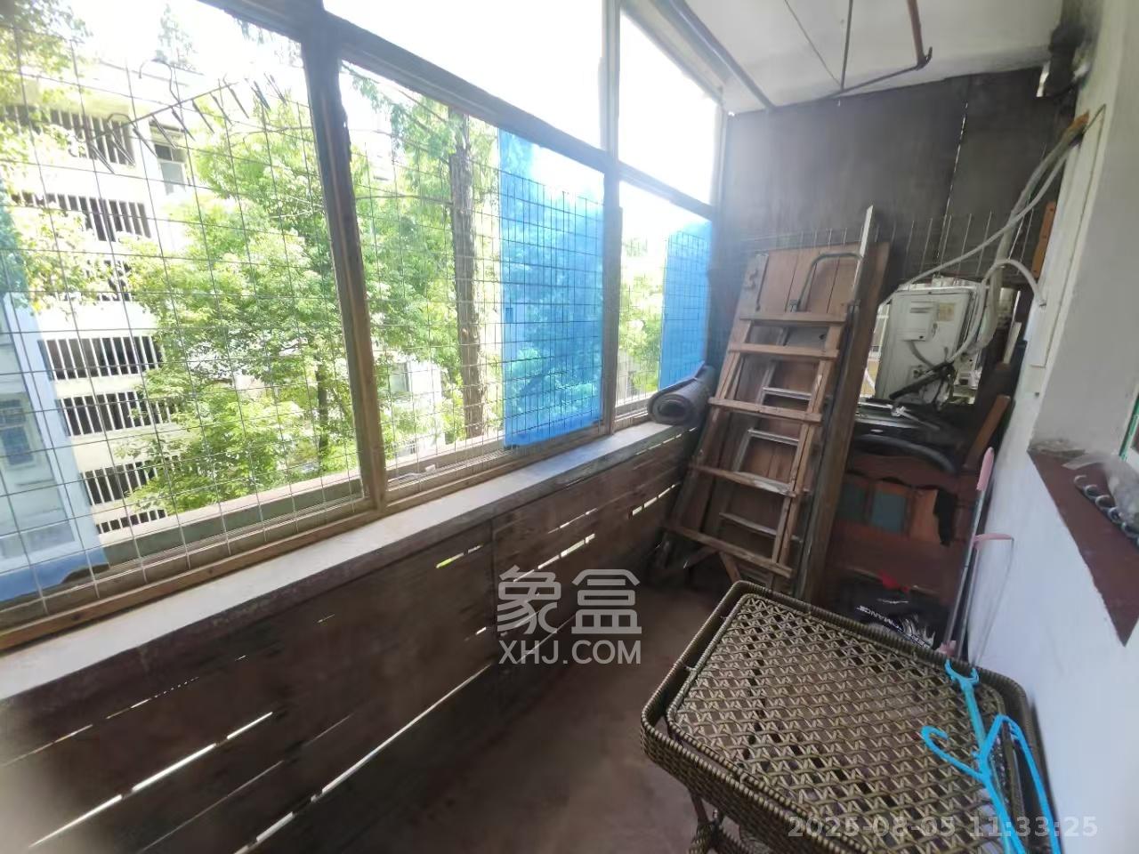 望月湖小区一片(荣龙社区) 2室1厅1卫 1400.0元/月 望月湖小区一片(荣龙社区) 2室1厅1卫 1400.0元/月室内图