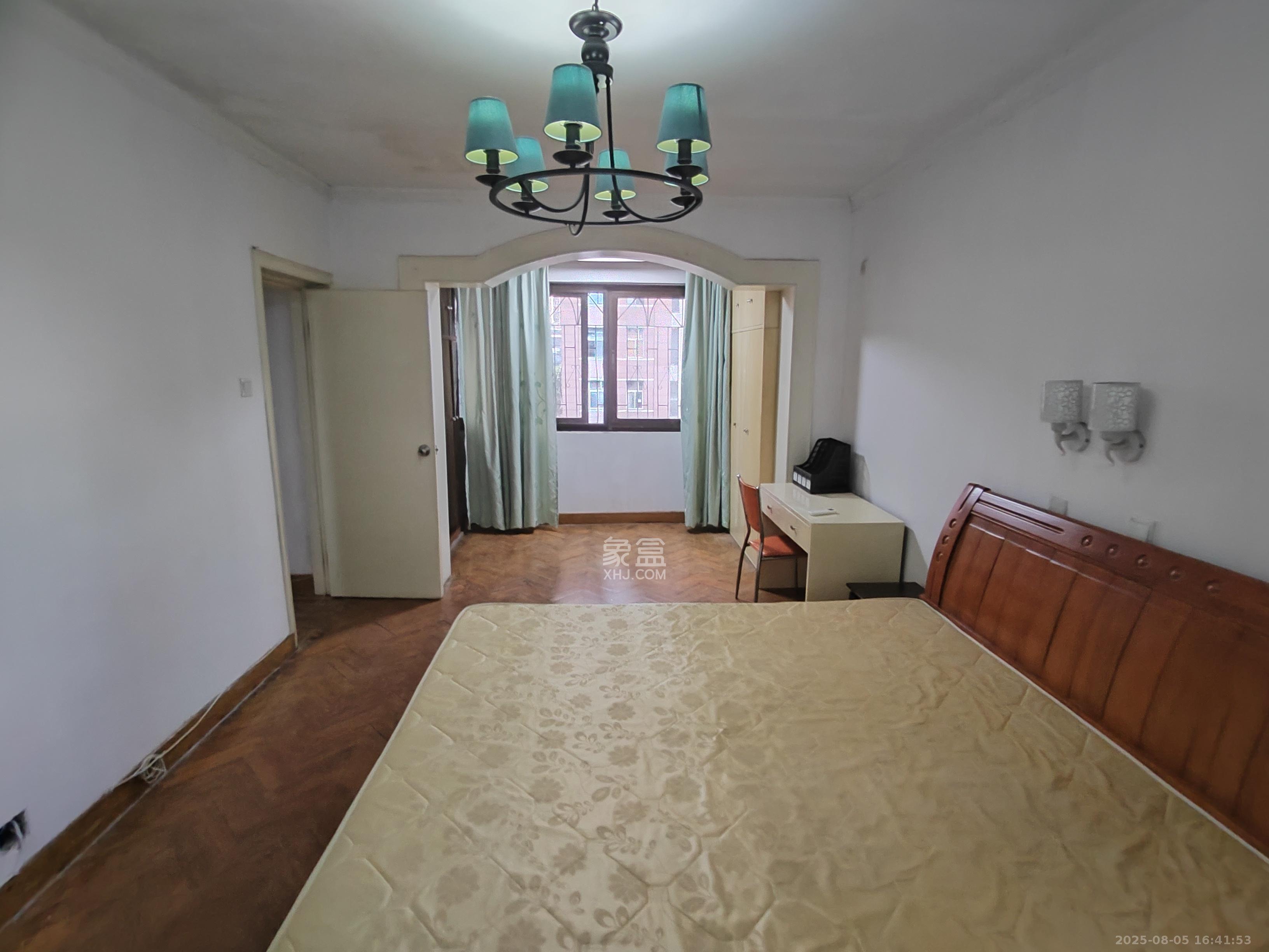 新富城  4室2厅2卫    3300.0元/月 新富城  4室2厅2卫    3300.0元/月