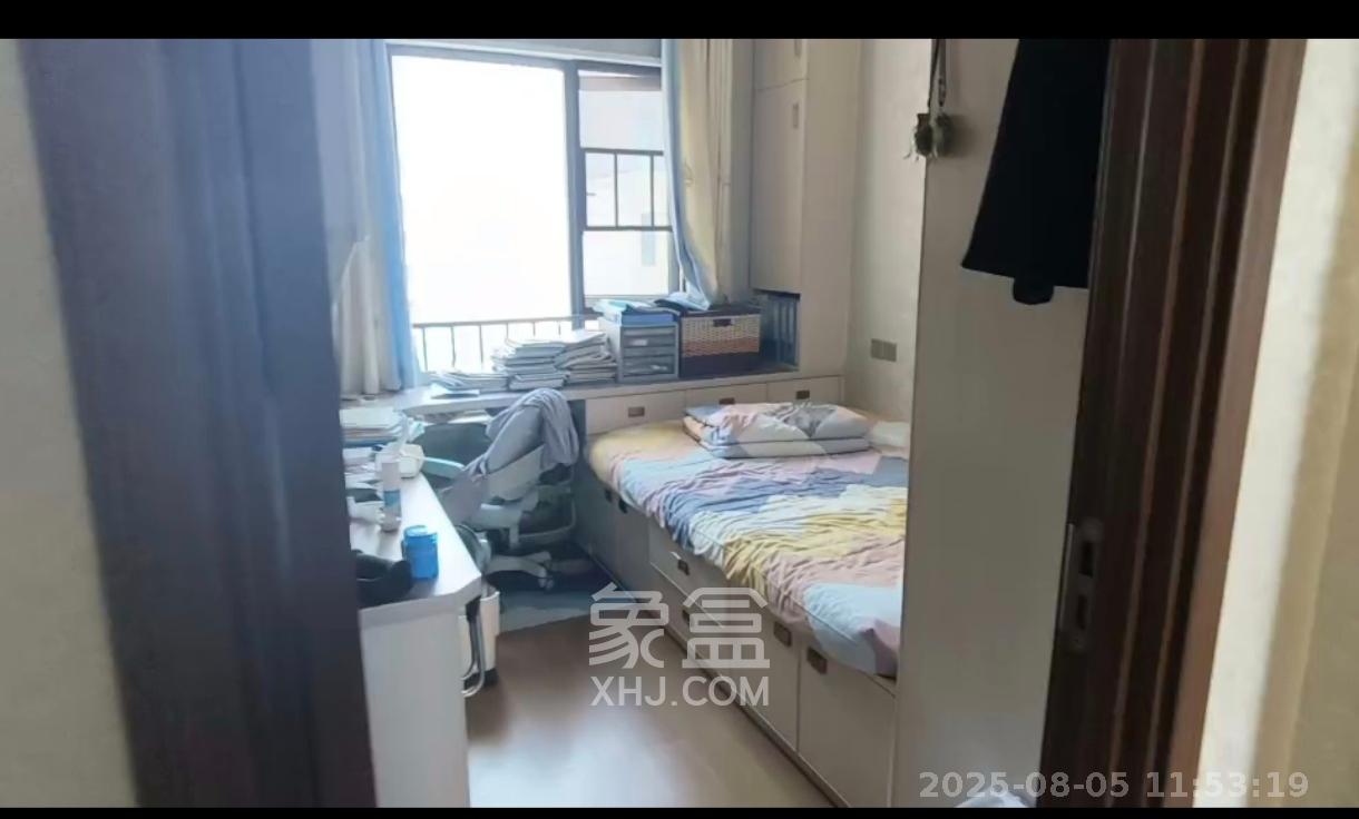 阳光城尚东湾蜜桃园  3室2厅2卫   3000.00元/月室内图
