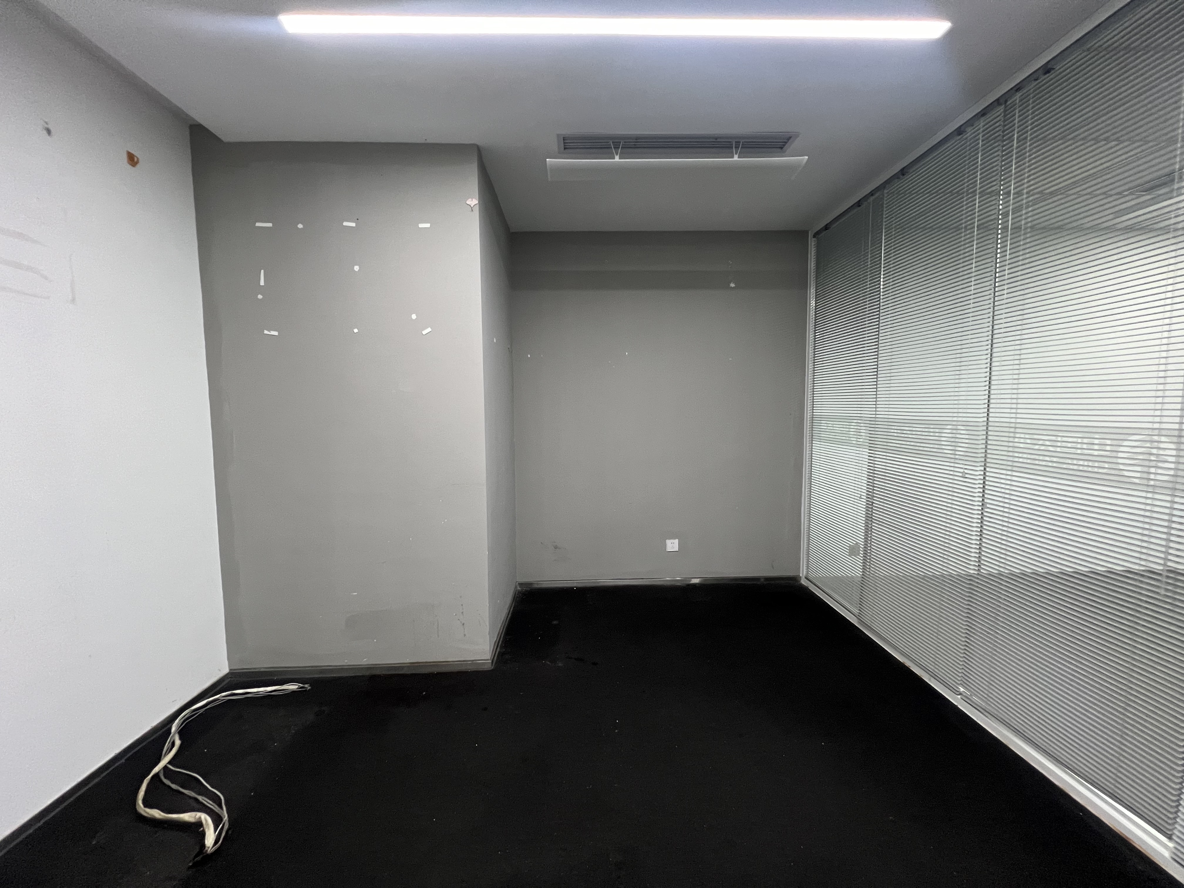 互联网金融大厦 1室1厅1卫 22453.0元/月 互联网金融大厦 1室1厅1卫 22453.0元/月室内图