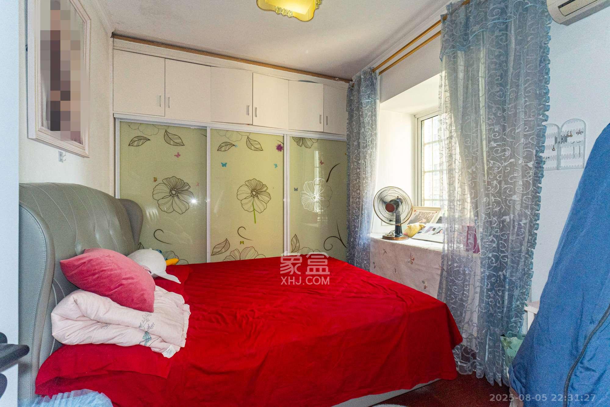 楚天世纪城东苑 3室2厅1卫 55.0万 楚天世纪城东苑 3室2厅1卫 55.0万卧室