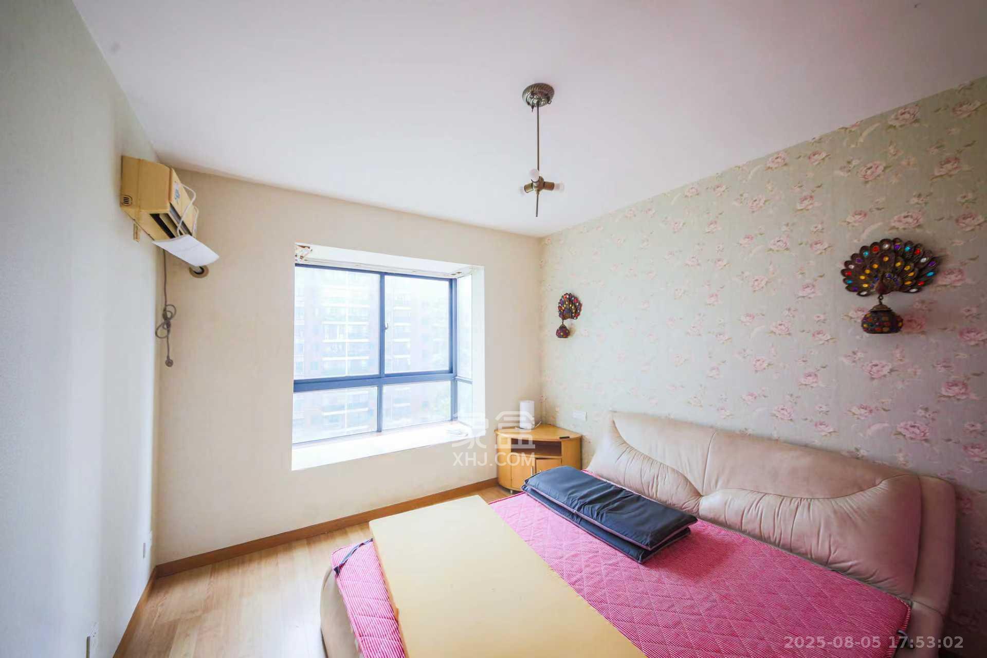 天城泰祥苑  2室2厅1卫    2000.0元/月室内图