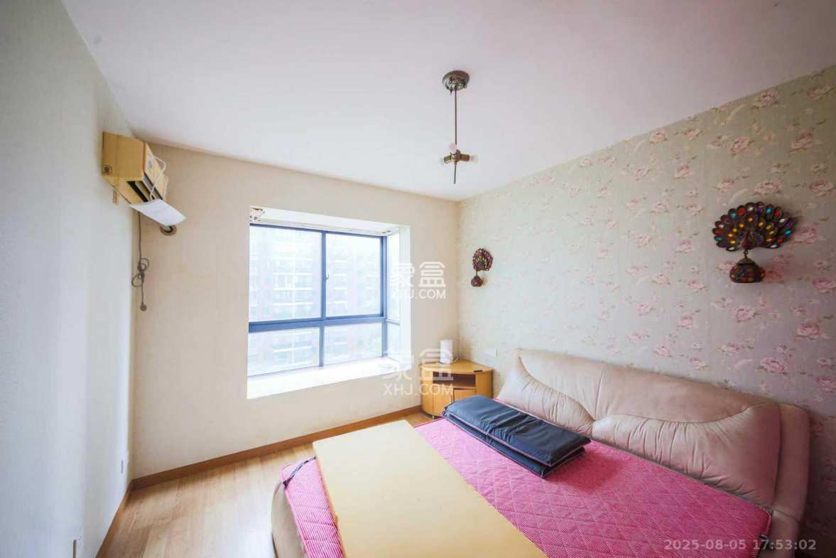 天城泰祥苑  2室2厅1卫    2000.0元/月 天城泰祥苑  2室2厅1卫    2000.0元/月室内图