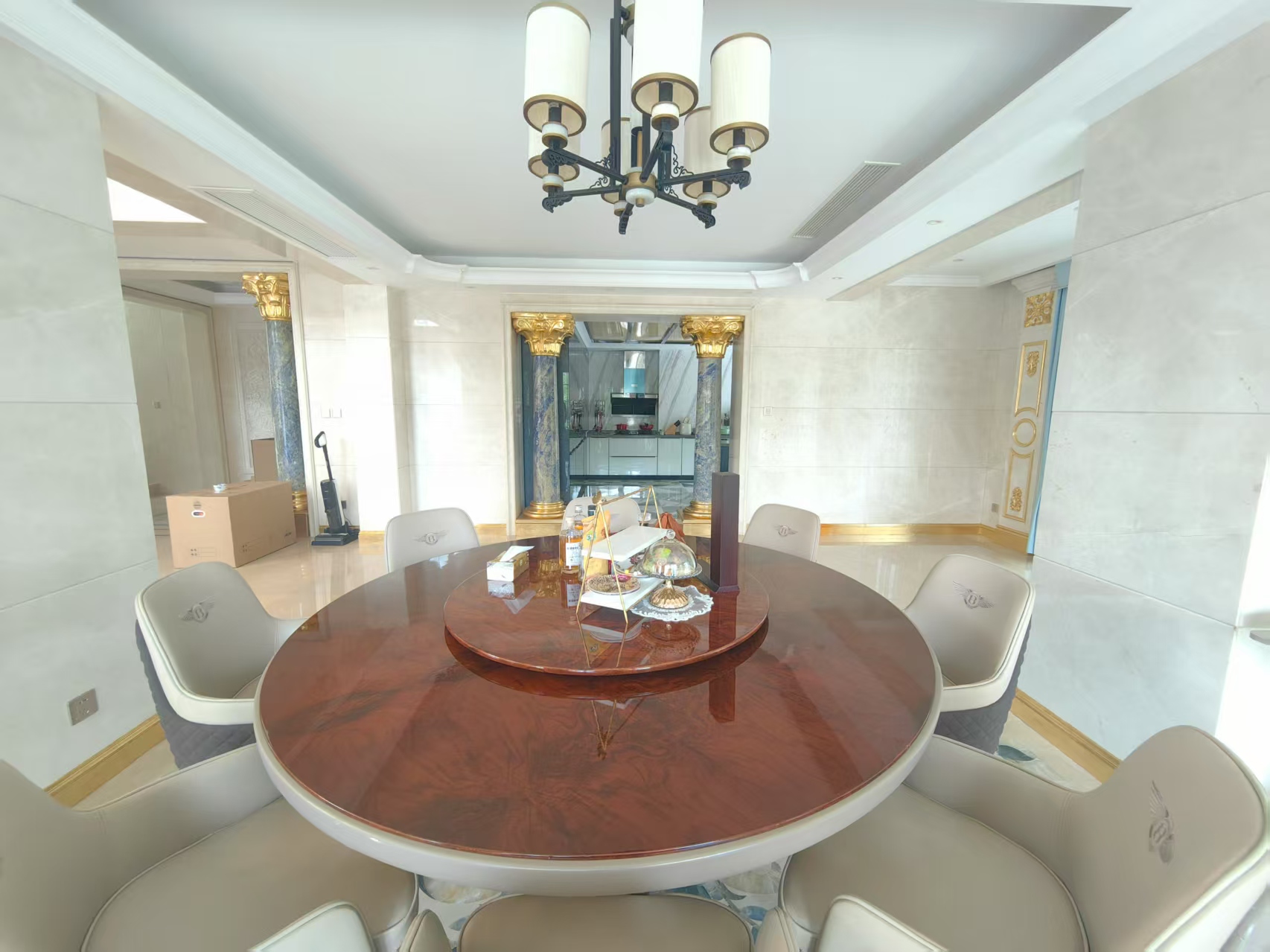 泰达天海国际 6室3厅4卫 50000.0元/月 泰达天海国际 6室3厅4卫 50000.0元/月室内图