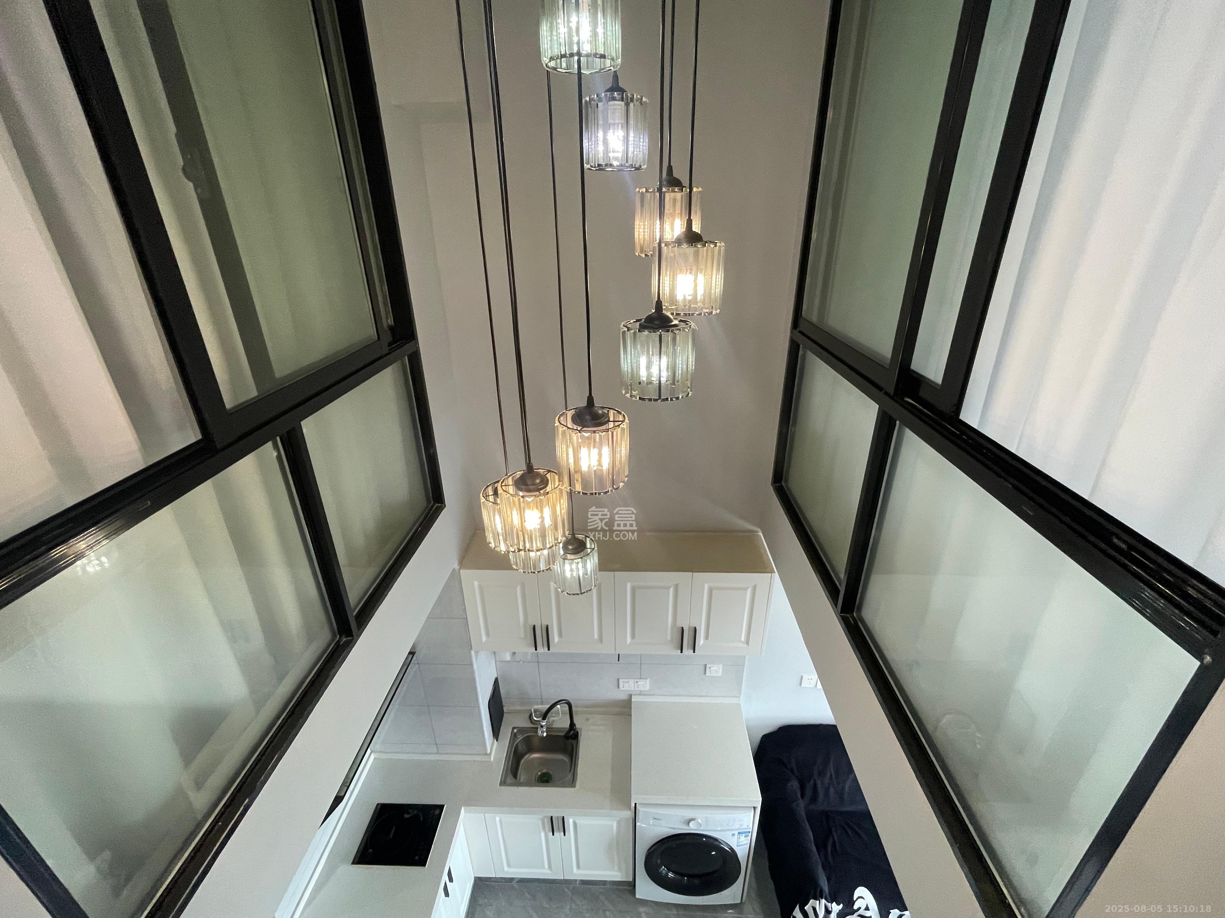 弘坤云寓 2室1厅1卫 2600.0元/月 弘坤云寓 2室1厅1卫 2600.0元/月室内图