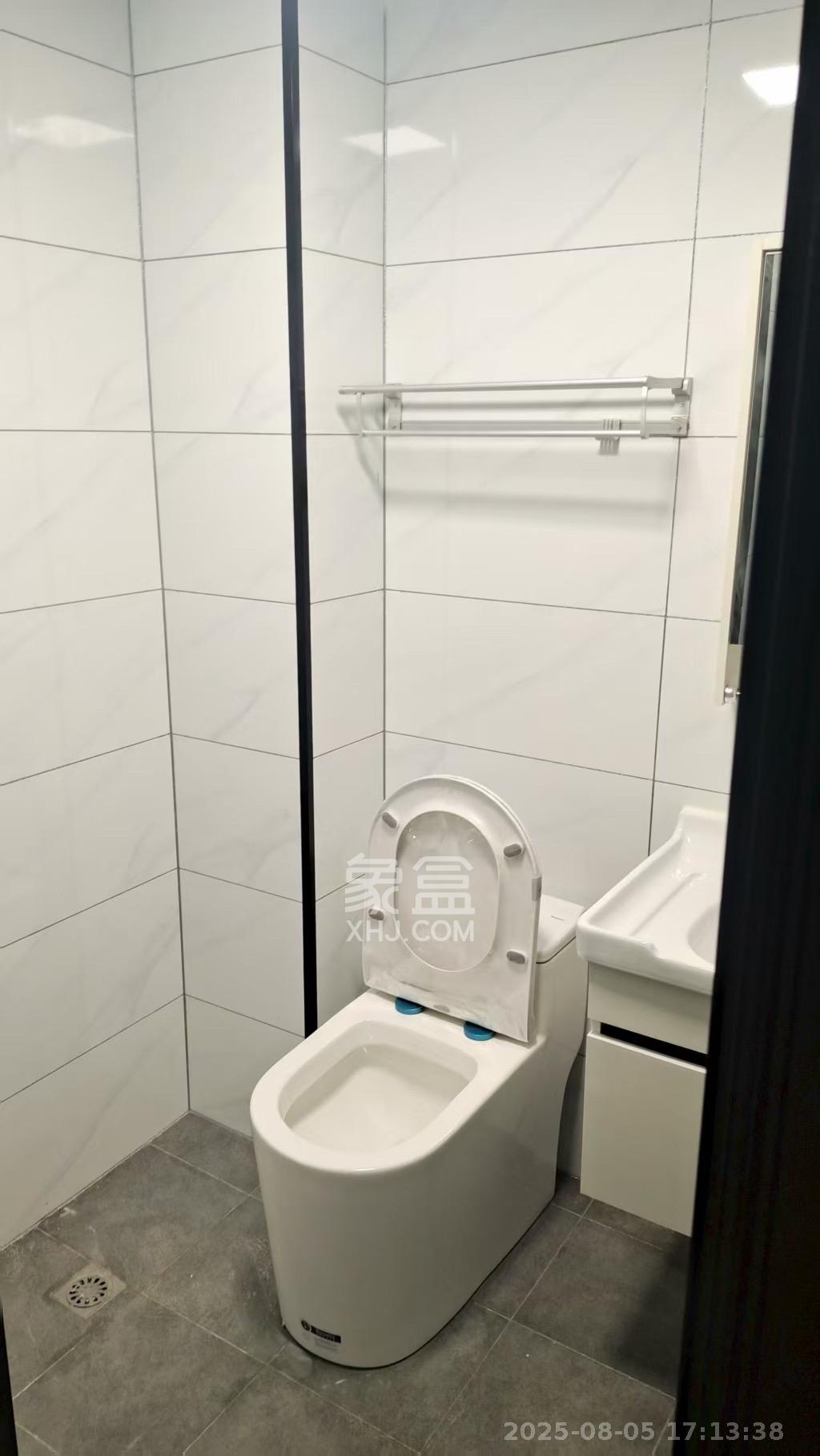 龙湖湘江星座(祺鑫星座公寓) 1室1厅1卫 1400.0元/月 龙湖湘江星座(祺鑫星座公寓) 1室1厅1卫 1400.0元/月室内图