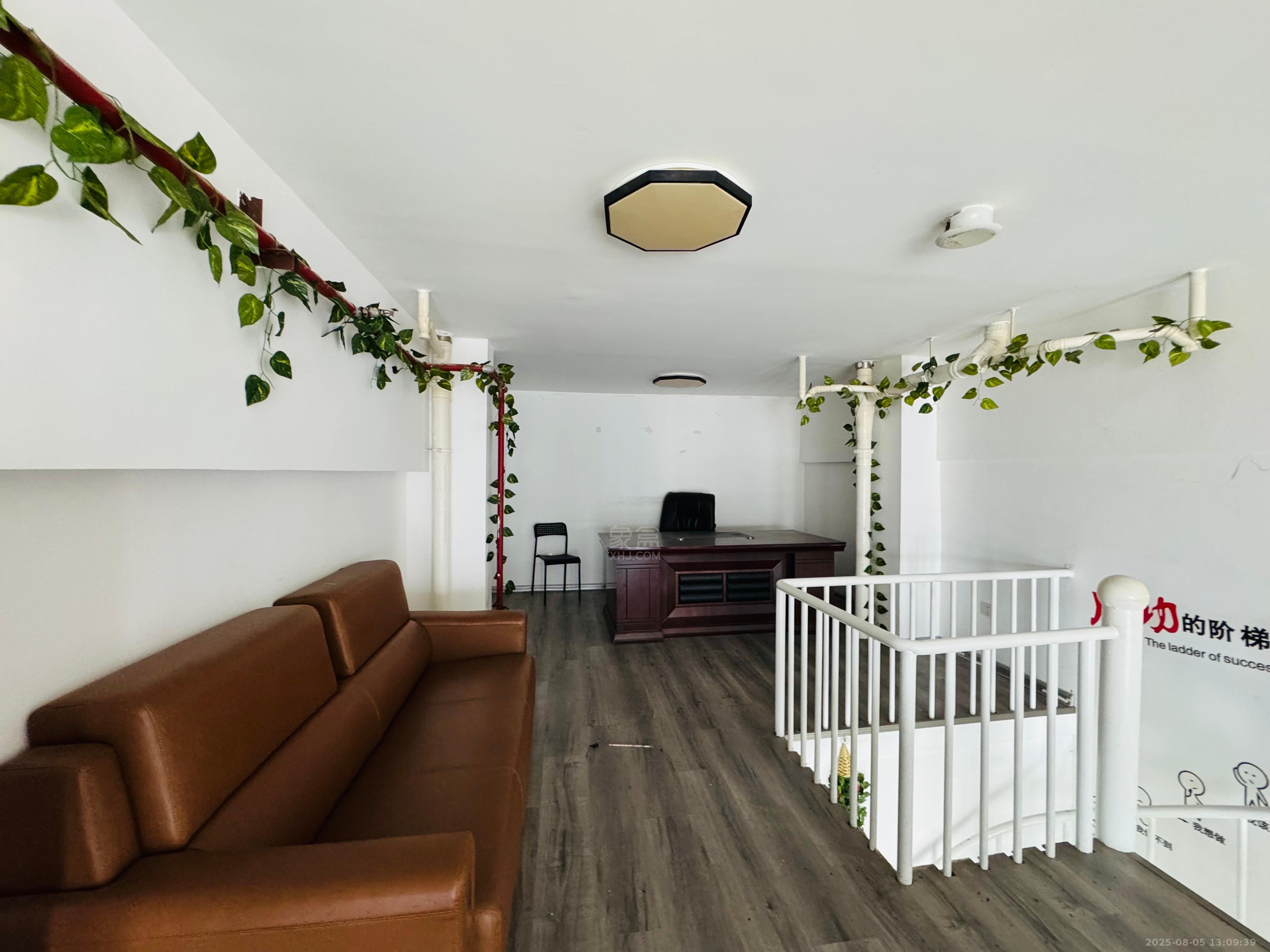 九八缔景城  1室1厅1卫    1200.0元/月室内图