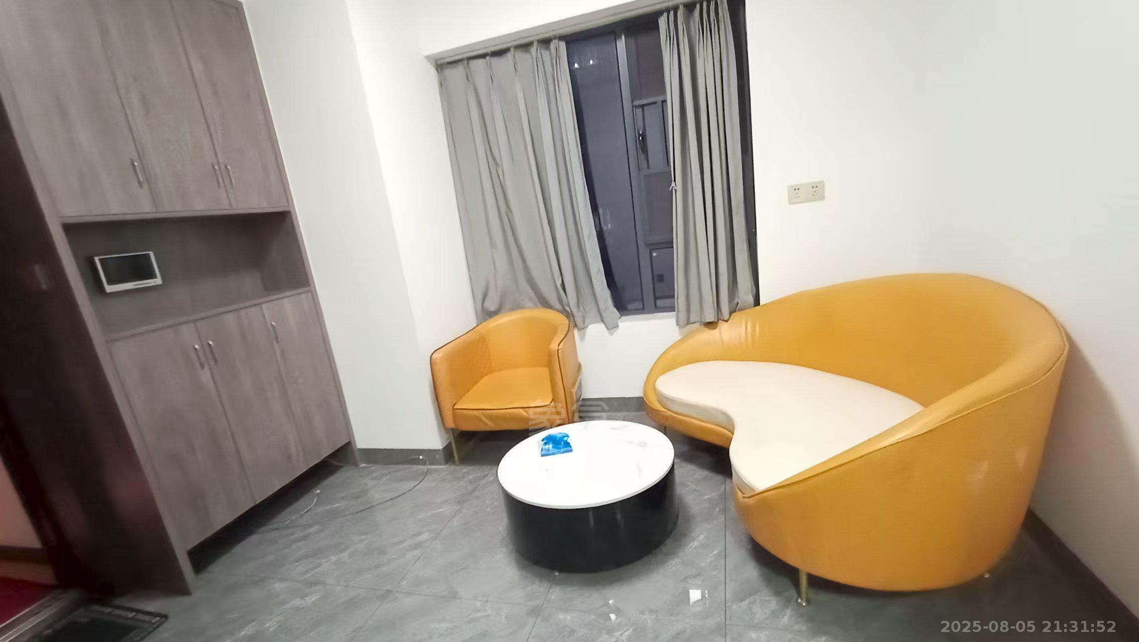 雅立天骄阁 1室1厅1卫 1500.0元/月 雅立天骄阁 1室1厅1卫 1500.0元/月室内图