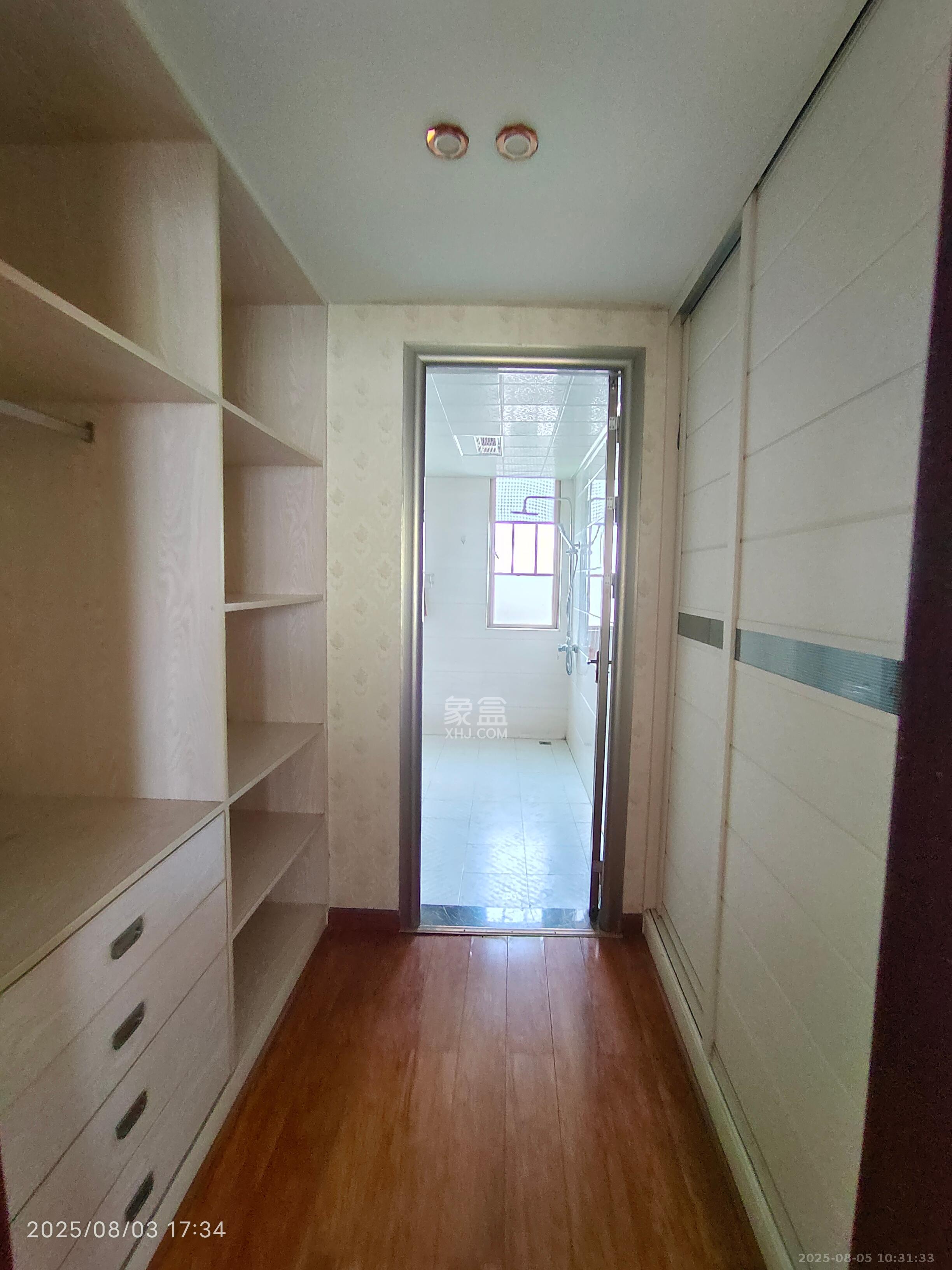 碧桂园威尼斯城 1室2厅2卫 2400.0元/月 碧桂园威尼斯城 1室2厅2卫 2400.0元/月室内图