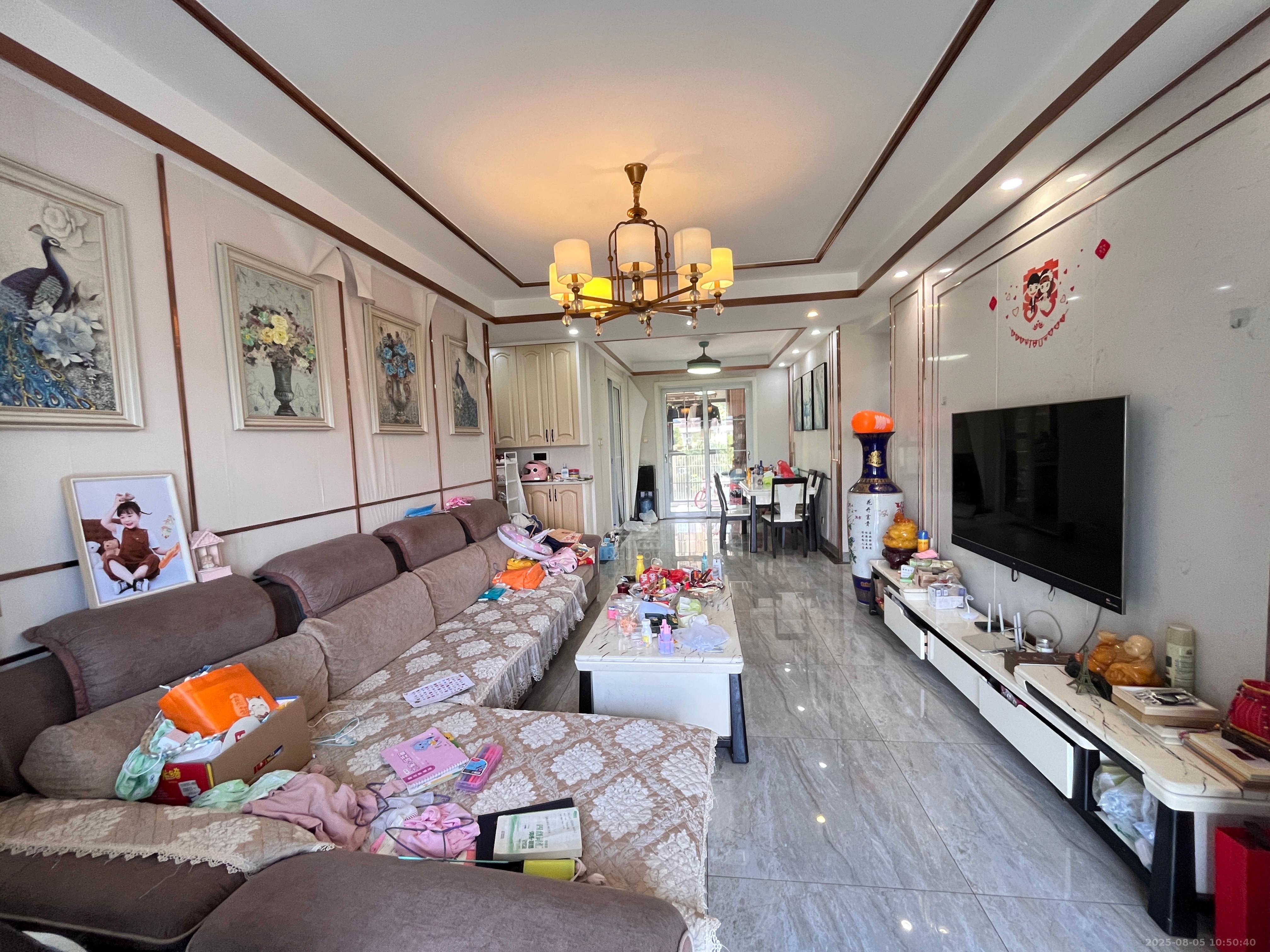 提香蓝岸 3室2厅2卫 2100.0元/月 提香蓝岸 3室2厅2卫 2100.0元/月室内图