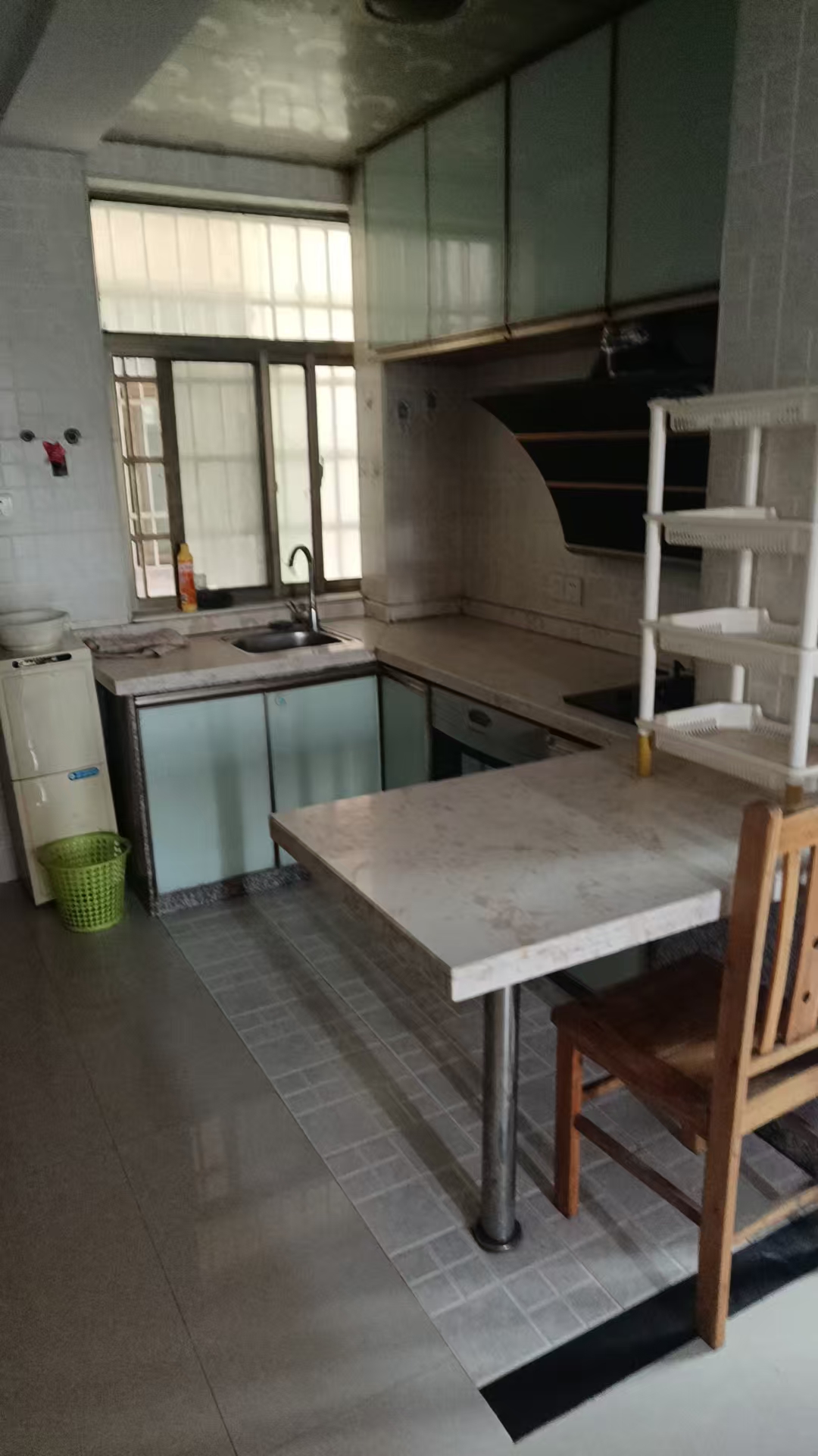 东方豪苑  1室1厅1卫    1200.0元/月室内图