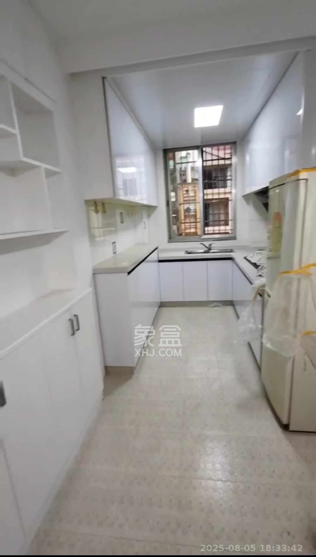 新星小区  2室2厅1卫    2100.0元/月室内图