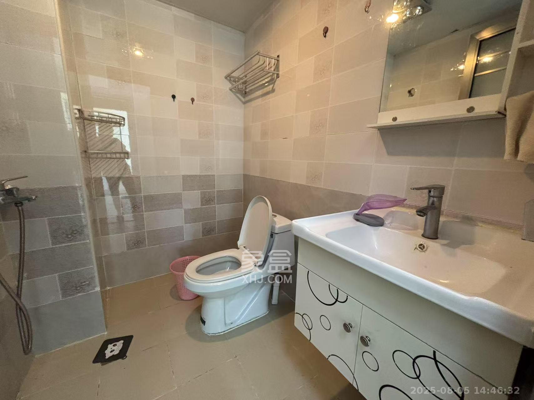 建发中央悦府 3室2厅1卫 3300.0元/月 建发中央悦府 3室2厅1卫 3300.0元/月室内图