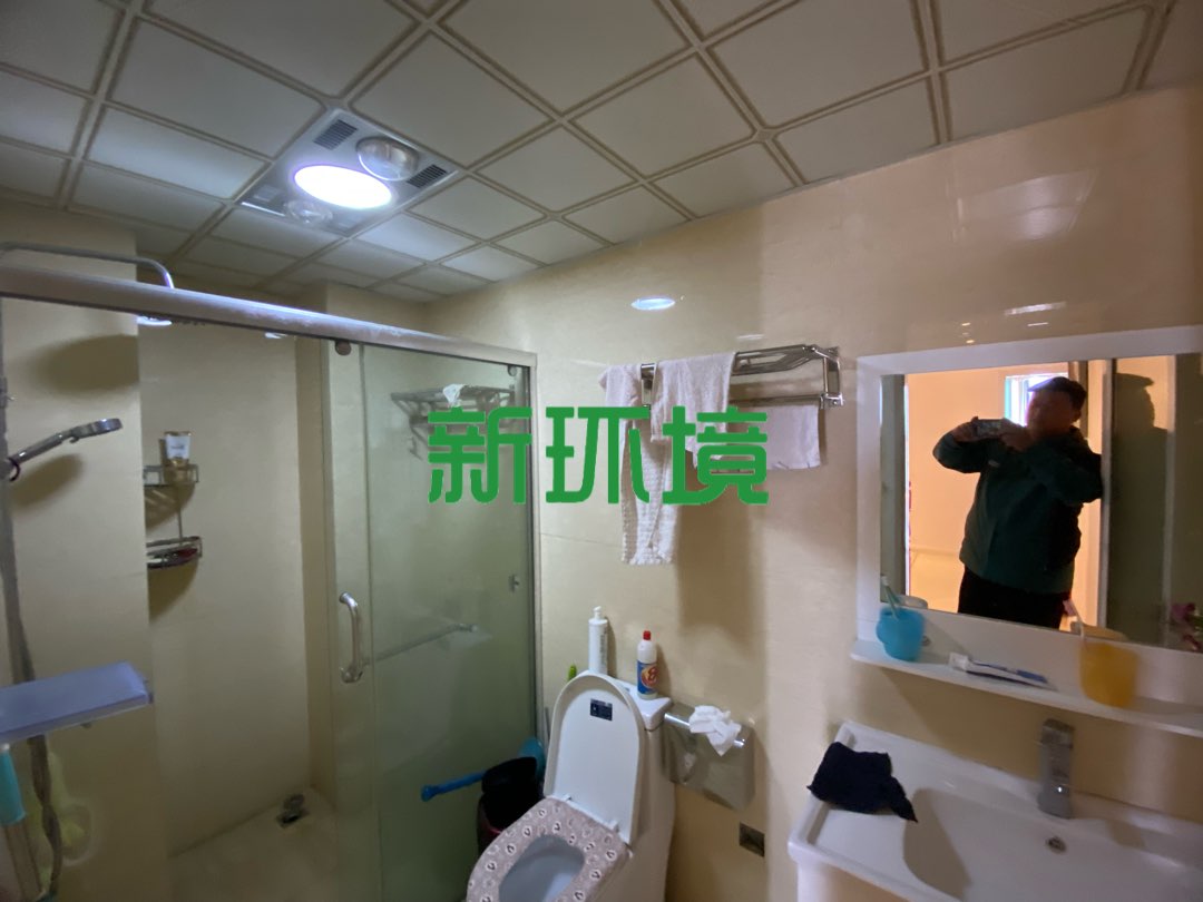 月亮湾三期  3室2厅2卫   2000.00元/月室内图