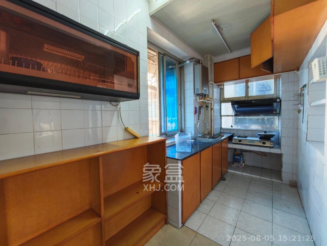 滨江君悦香邸  3室2厅2卫    2800.0元/月室内图