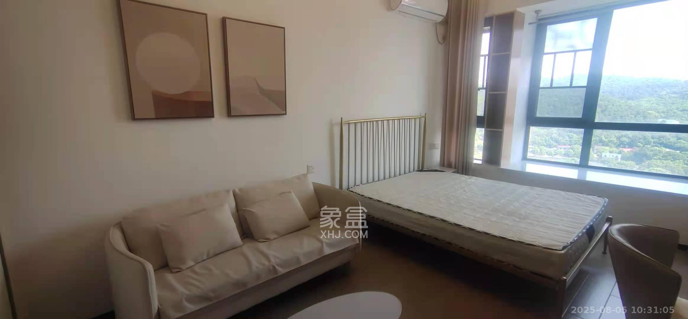 中海国际二期  1室1厅1卫    1500.0元/月 中海国际二期  1室1厅1卫    1500.0元/月