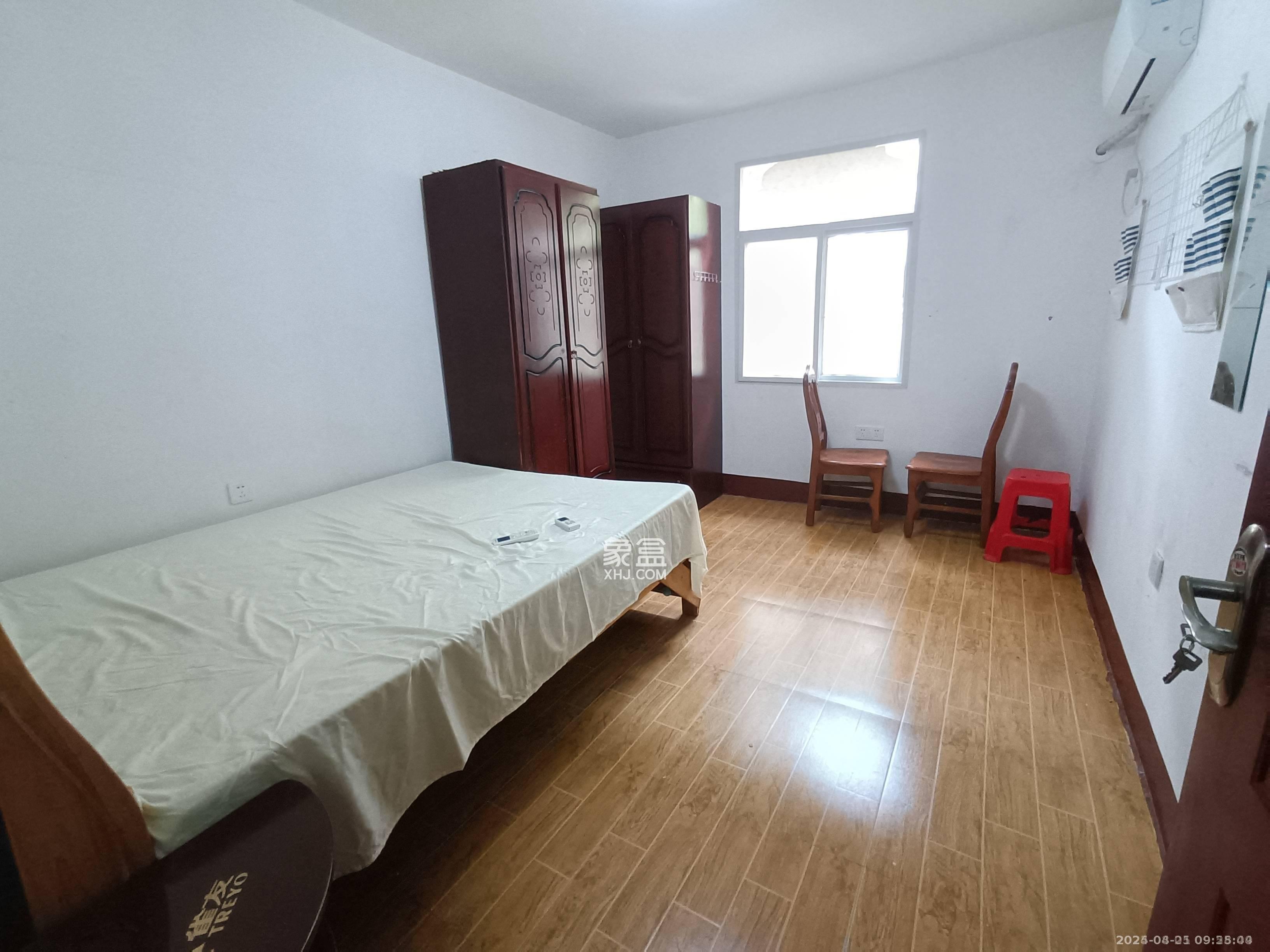 桂花二村  2室1厅1卫    1200.0元/月室内图