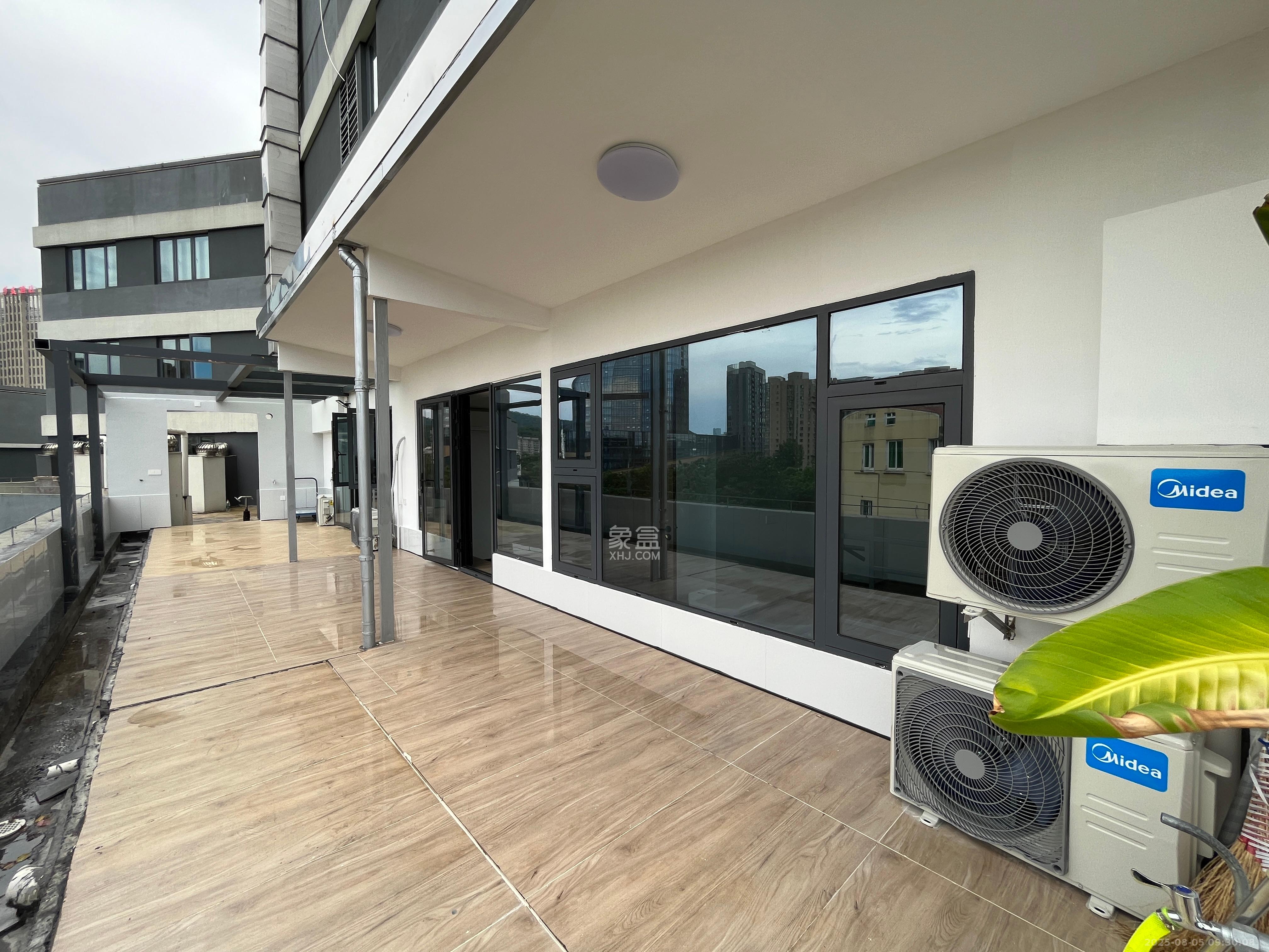 旭辉都会山  1室1厅1卫    2200.0元/月 旭辉都会山  1室1厅1卫    2200.0元/月室内图