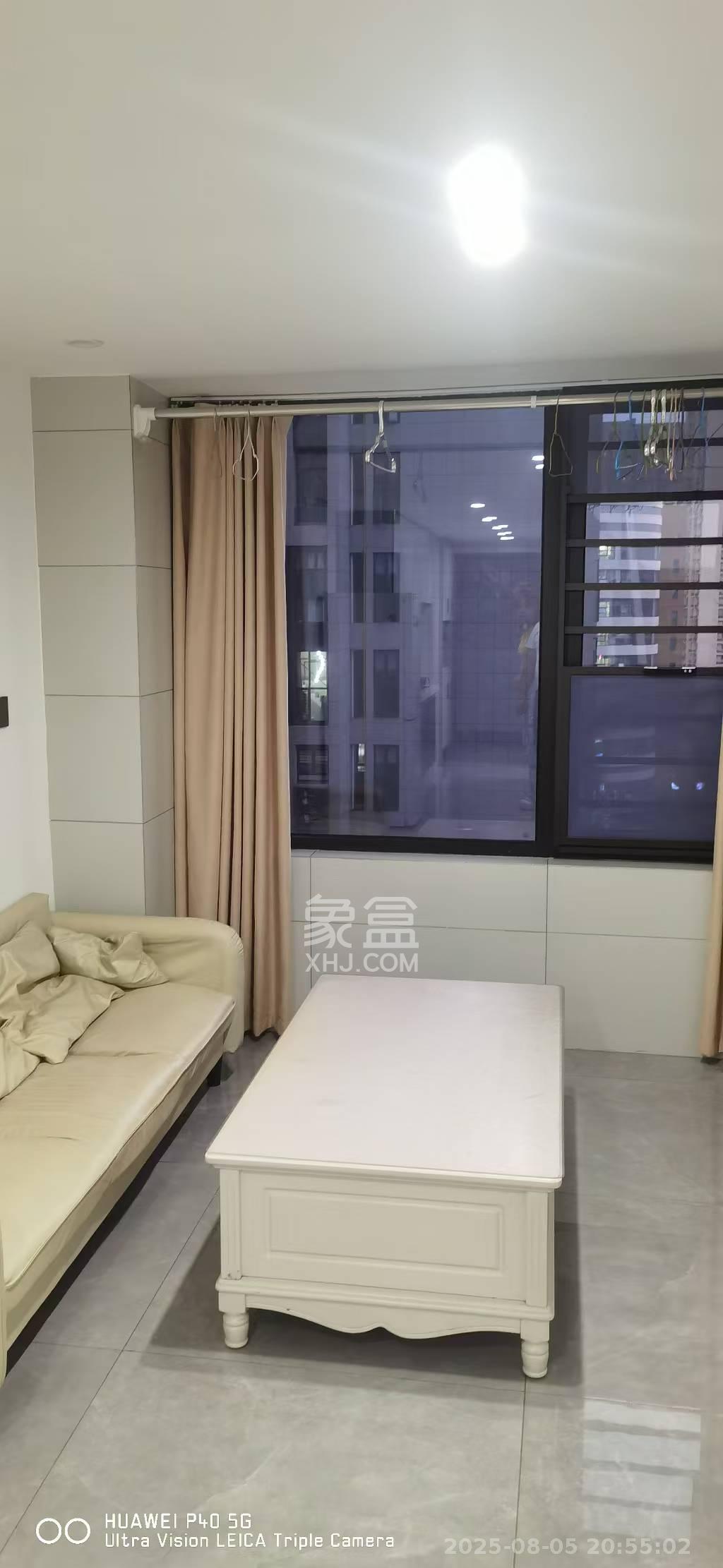 新城悦隽公园  2室1厅1卫   1600.00元/月室内图