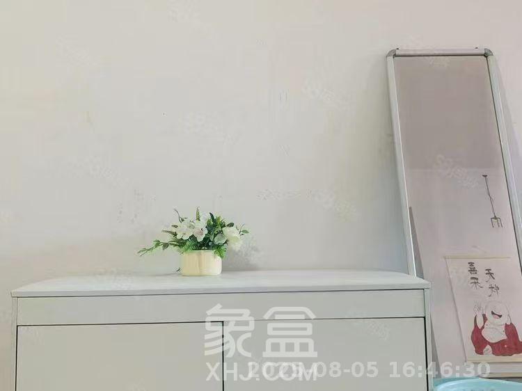 新城国际花都 3室1厅2卫 1700.0元/月 新城国际花都 3室1厅2卫 1700.0元/月室内图