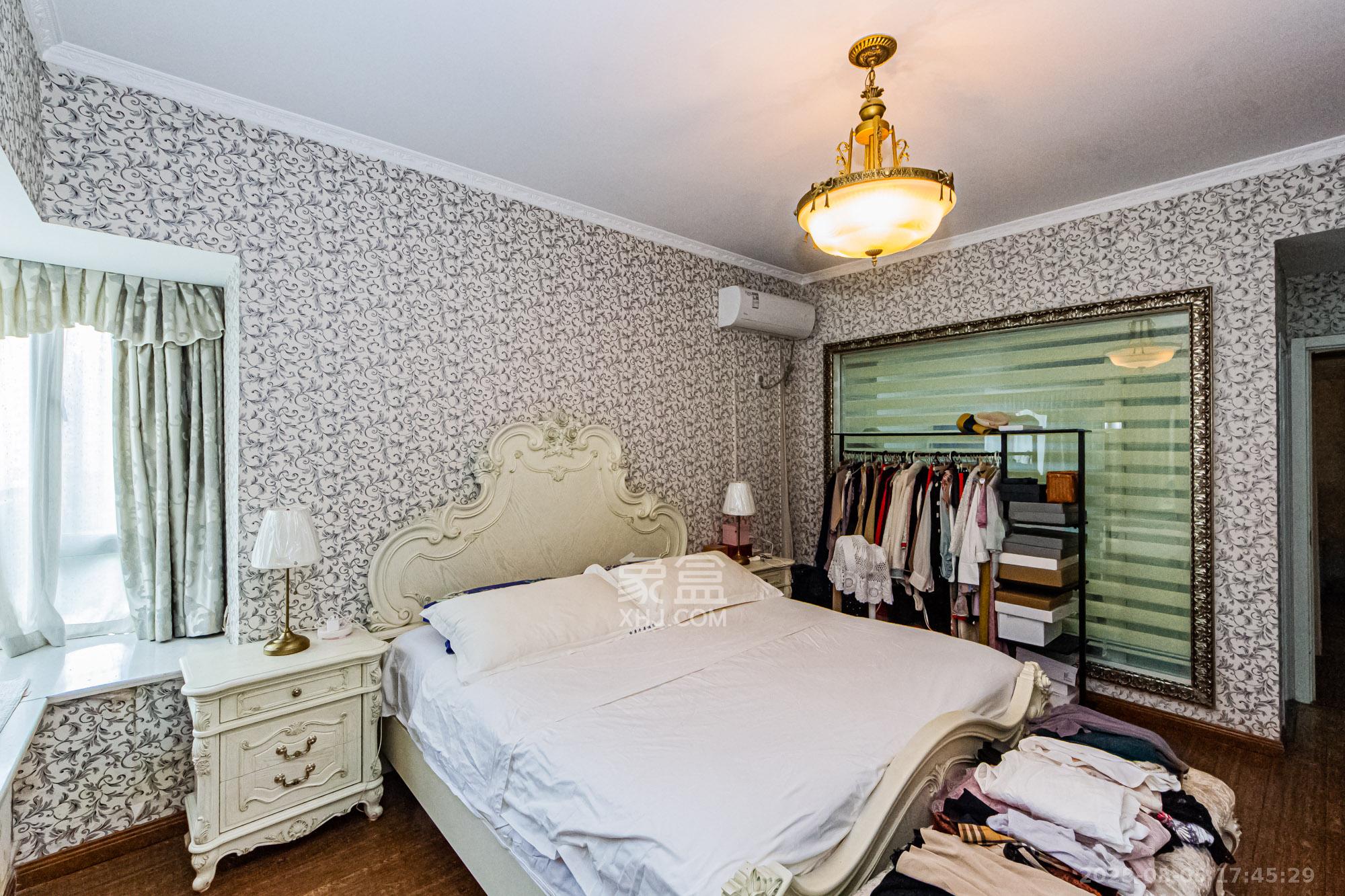 滨江君悦香邸  1室0厅0卫    155.0万 滨江君悦香邸  1室0厅0卫    155.0万卧室