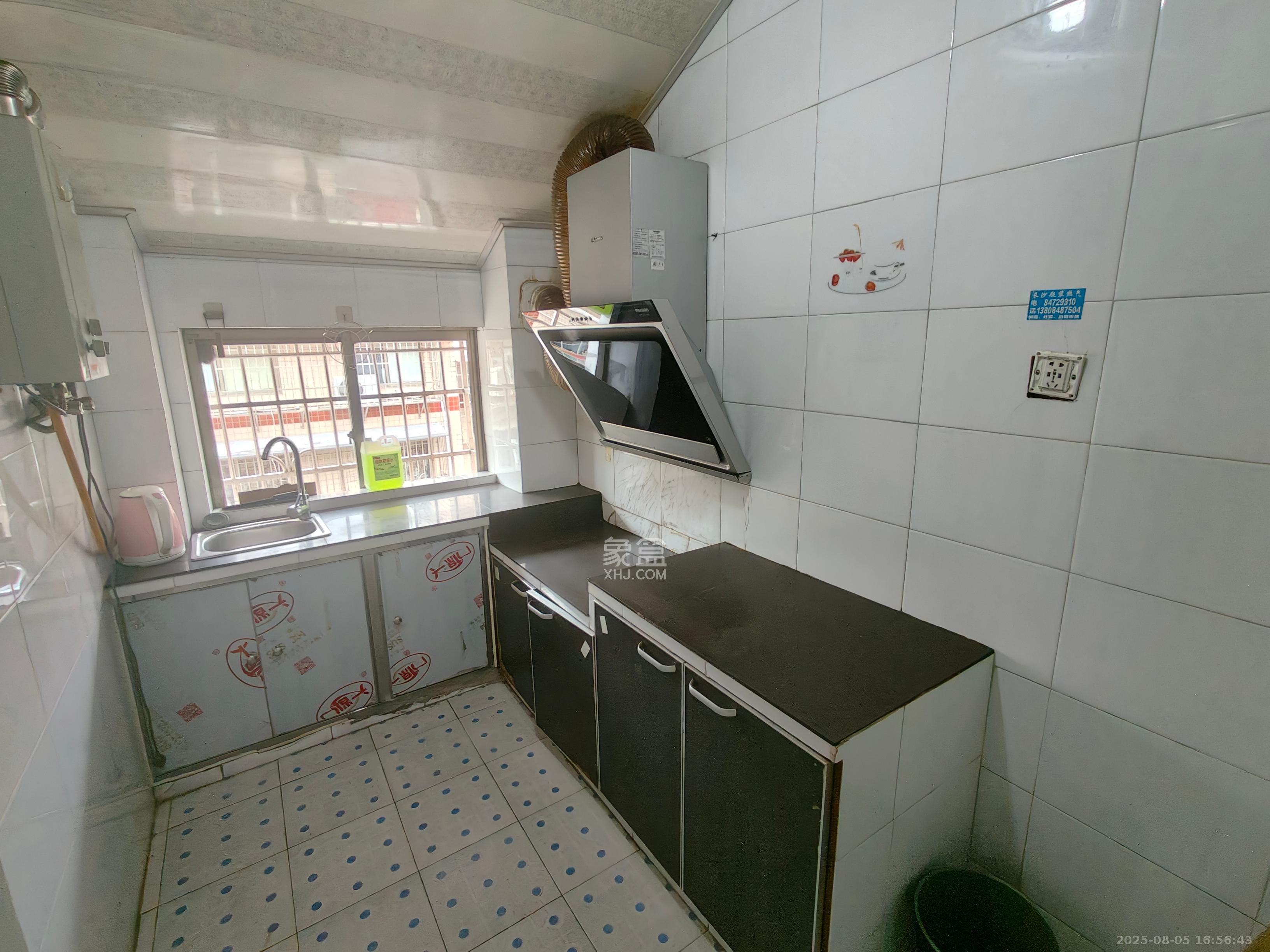 高桥火焰市场 1室0厅0卫 1350.0元/月 高桥火焰市场 1室0厅0卫 1350.0元/月室内图