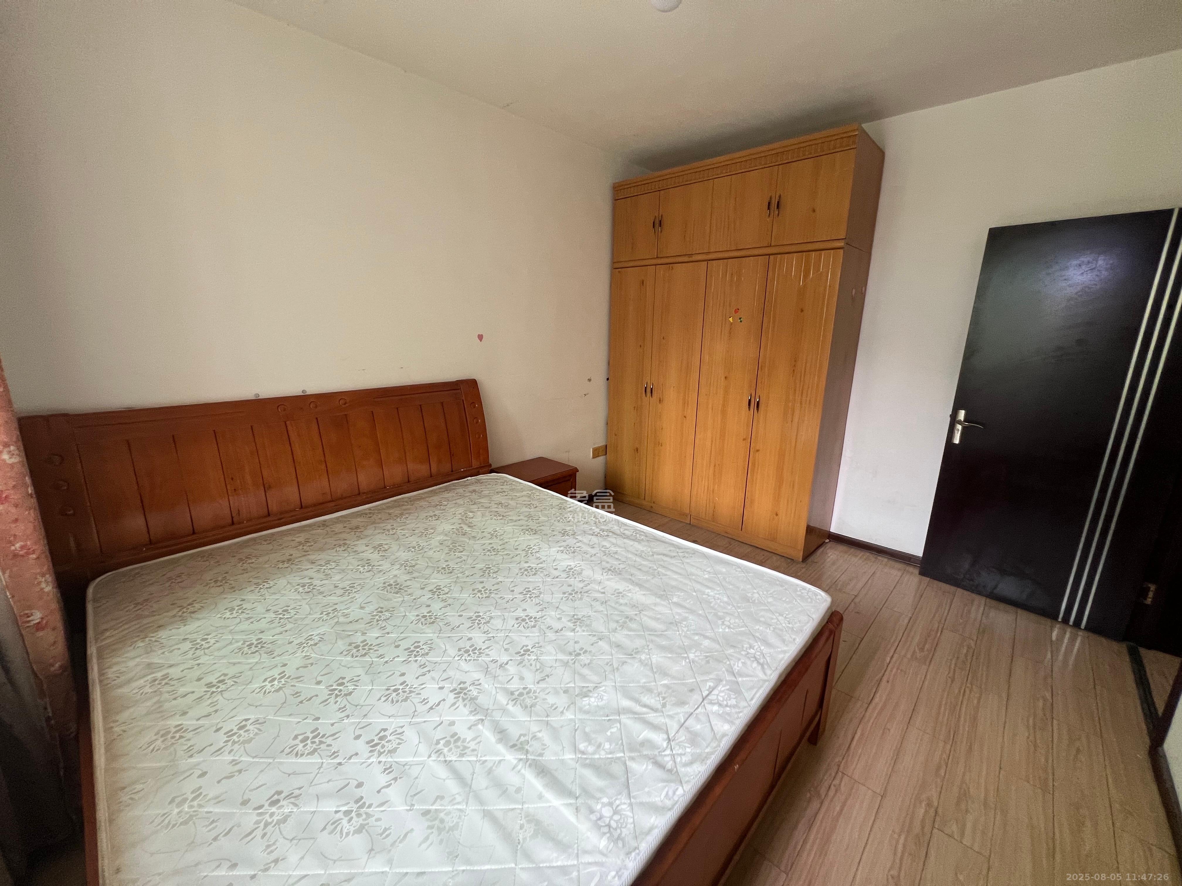 岳北社区  2室2厅1卫    1800.0元/月 岳北社区  2室2厅1卫    1800.0元/月室内图