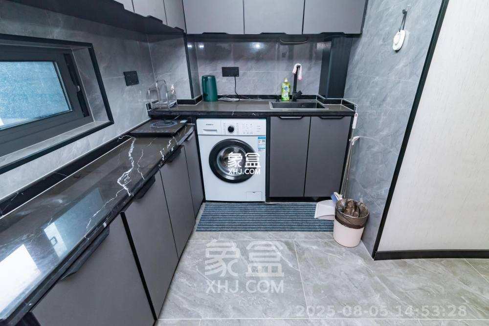 弘坤云寓 2室1厅1卫 2000.0元/月 弘坤云寓 2室1厅1卫 2000.0元/月室内图