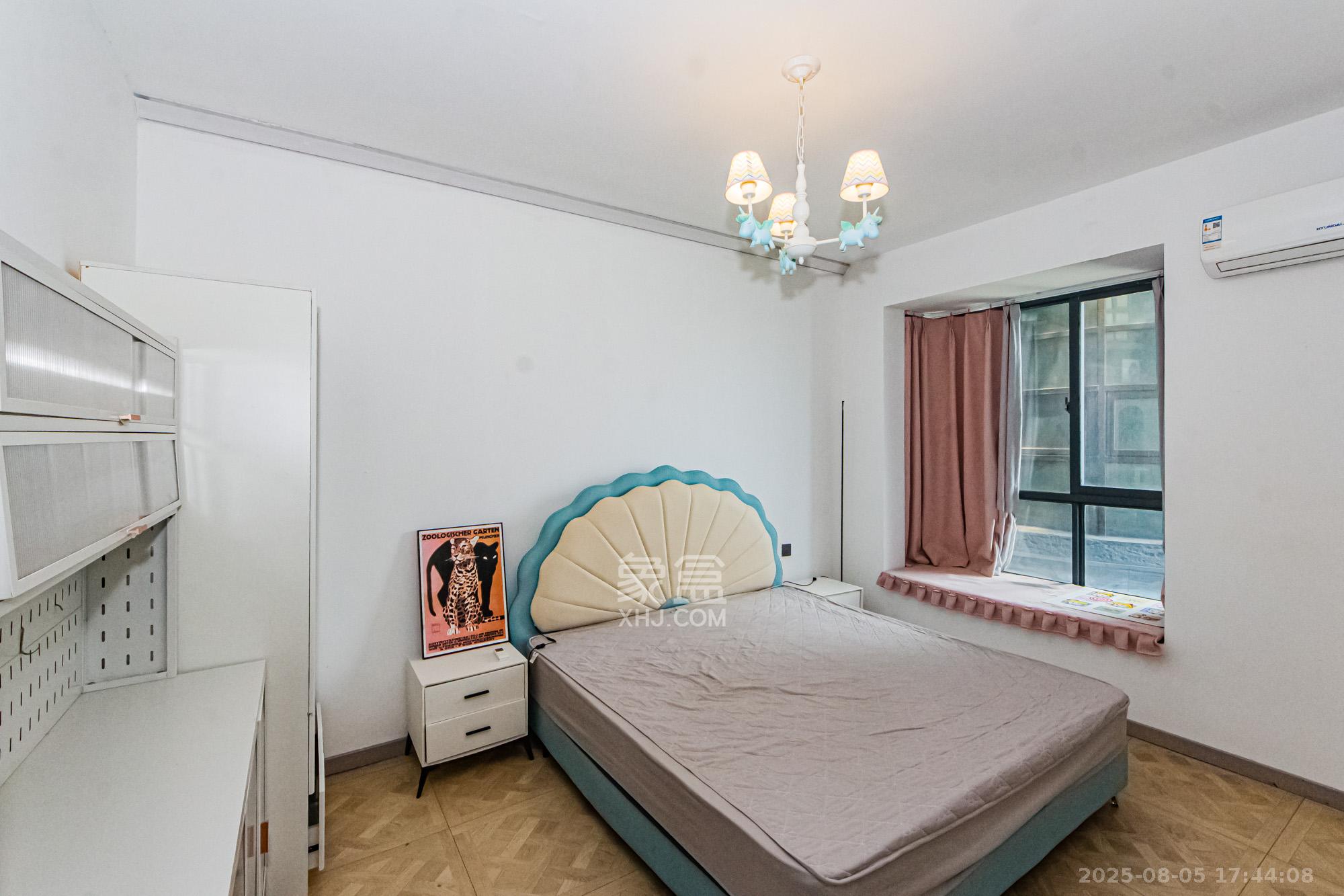 湘江世纪城富湾国际 4室2厅3卫 380.00万 湘江世纪城富湾国际 4室2厅3卫 380.00万卧室