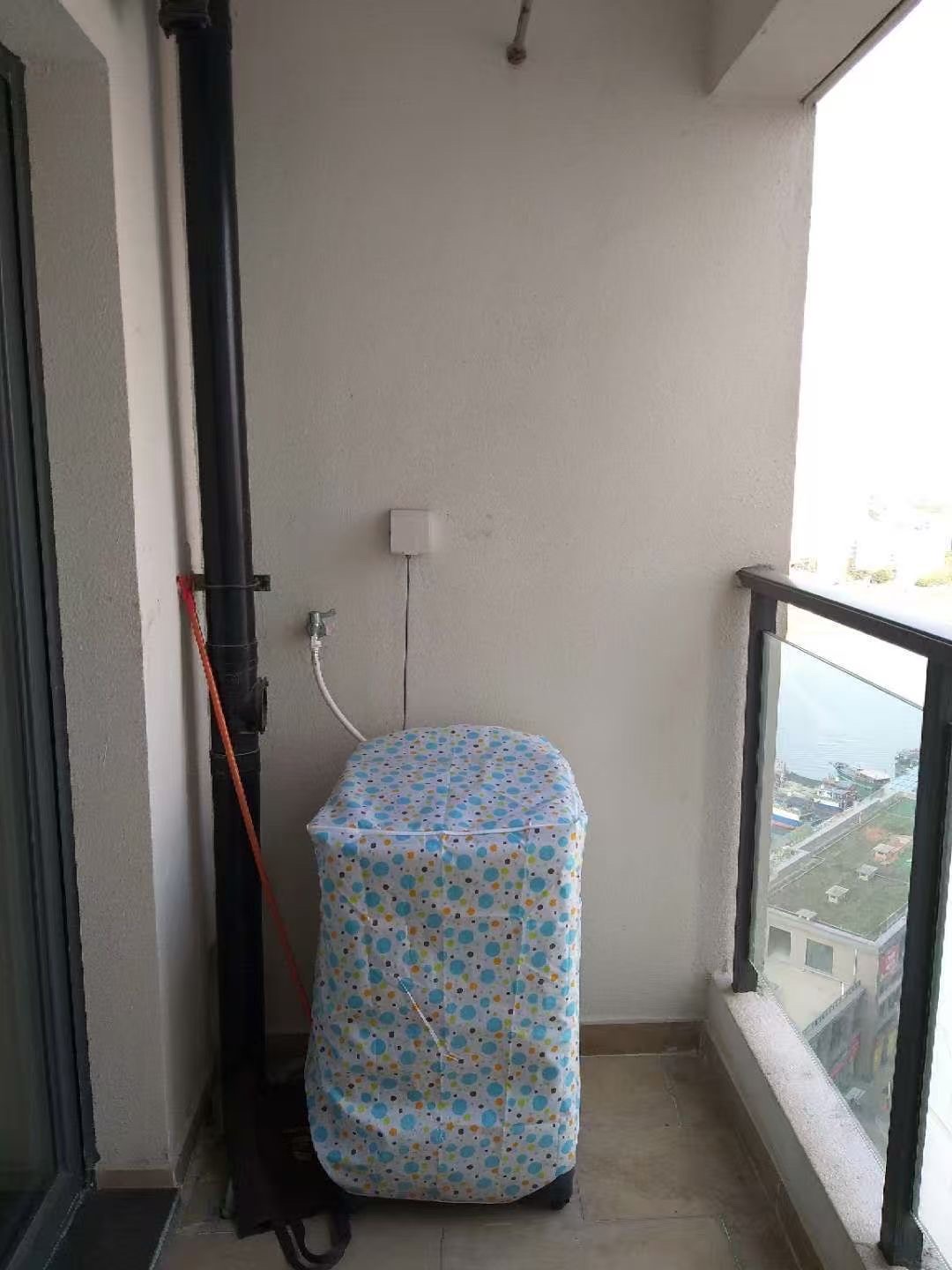 恒大外滩 2室1厅1卫 2800.0元/月 恒大外滩 2室1厅1卫 2800.0元/月室内图