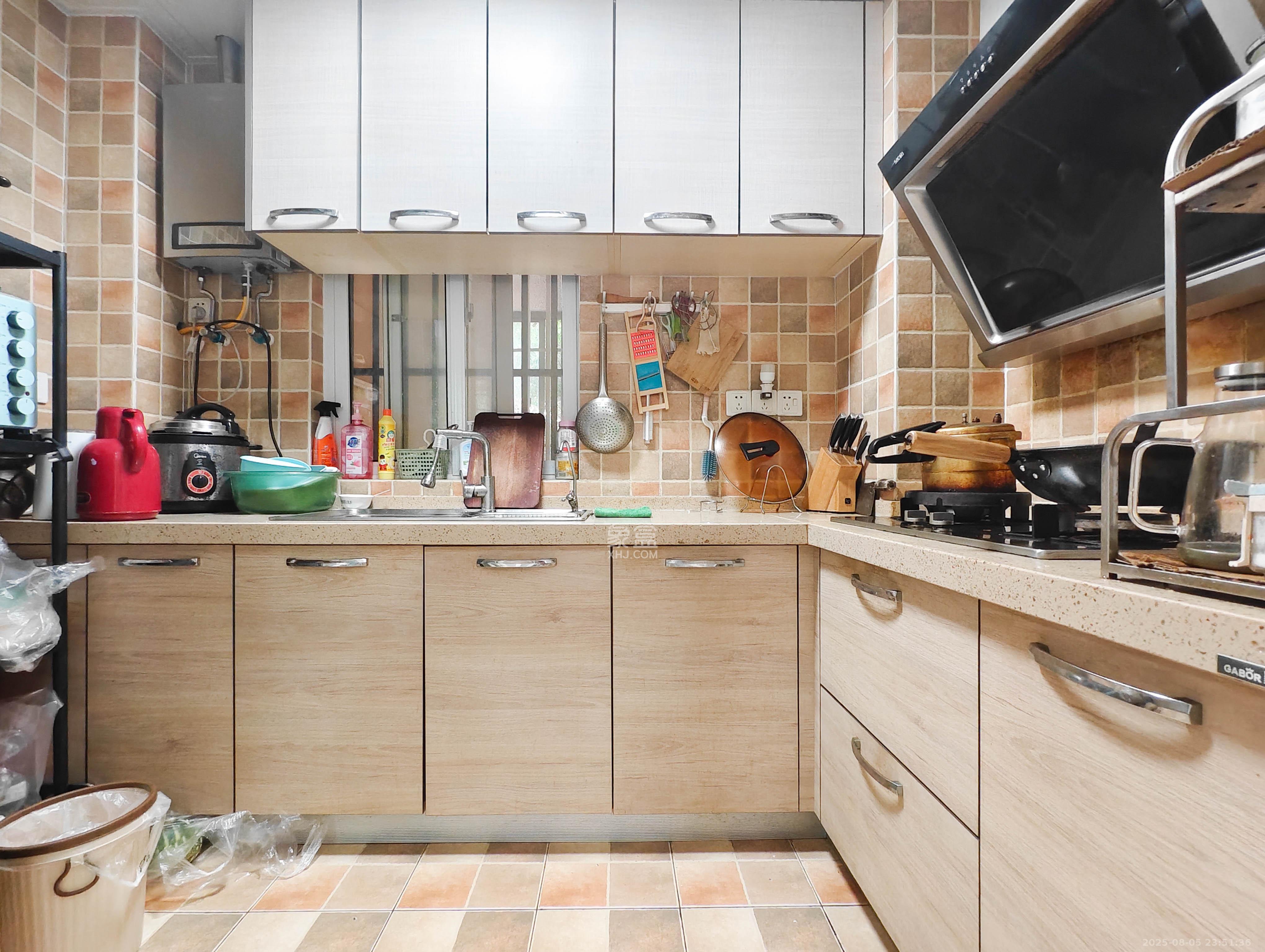 哈佛小镇（五矿哈佛小镇）  3室2厅1卫    68.0万厨房