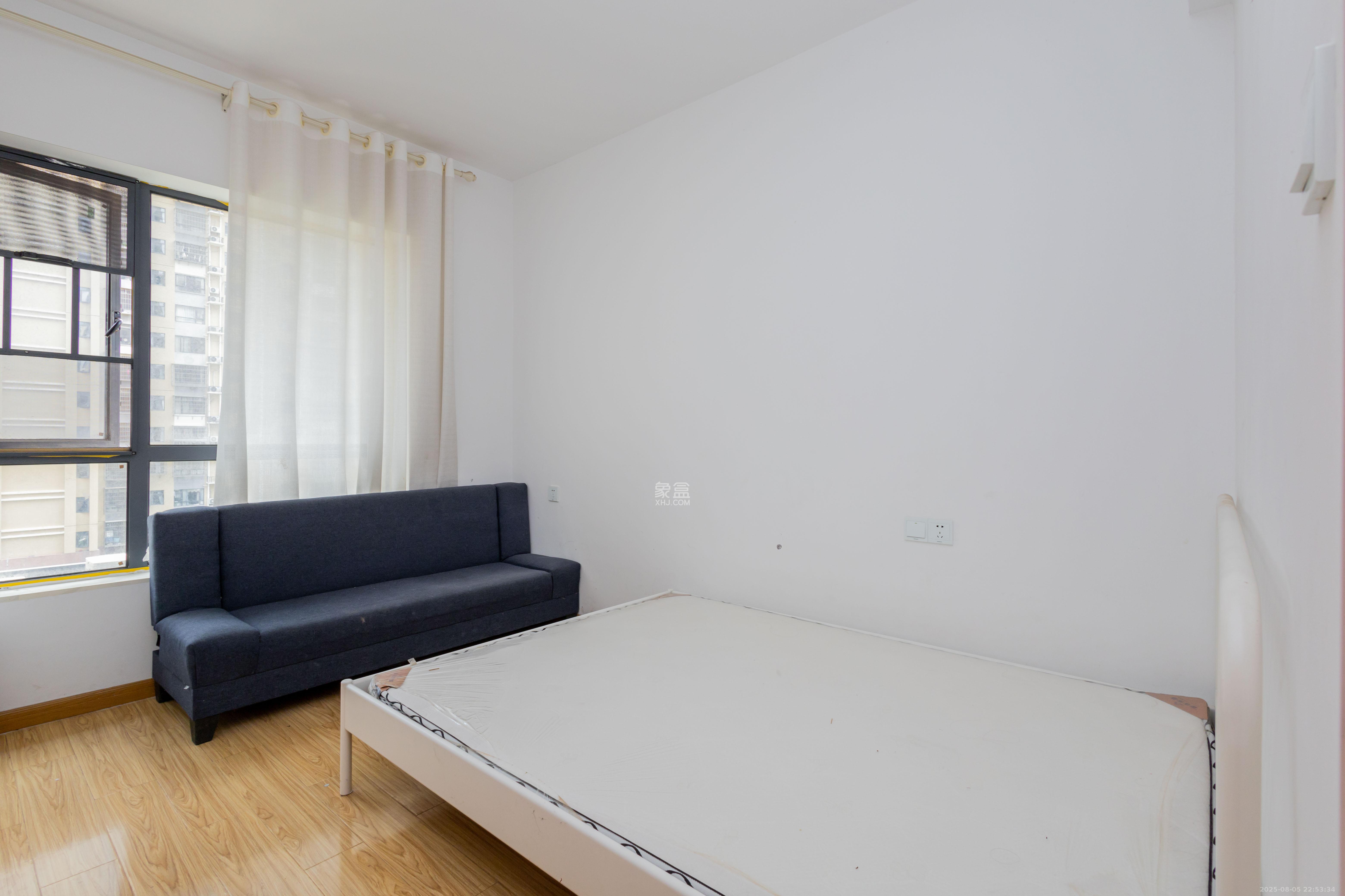 中国铁建国际城二期  3室2厅1卫    59.8万卧室