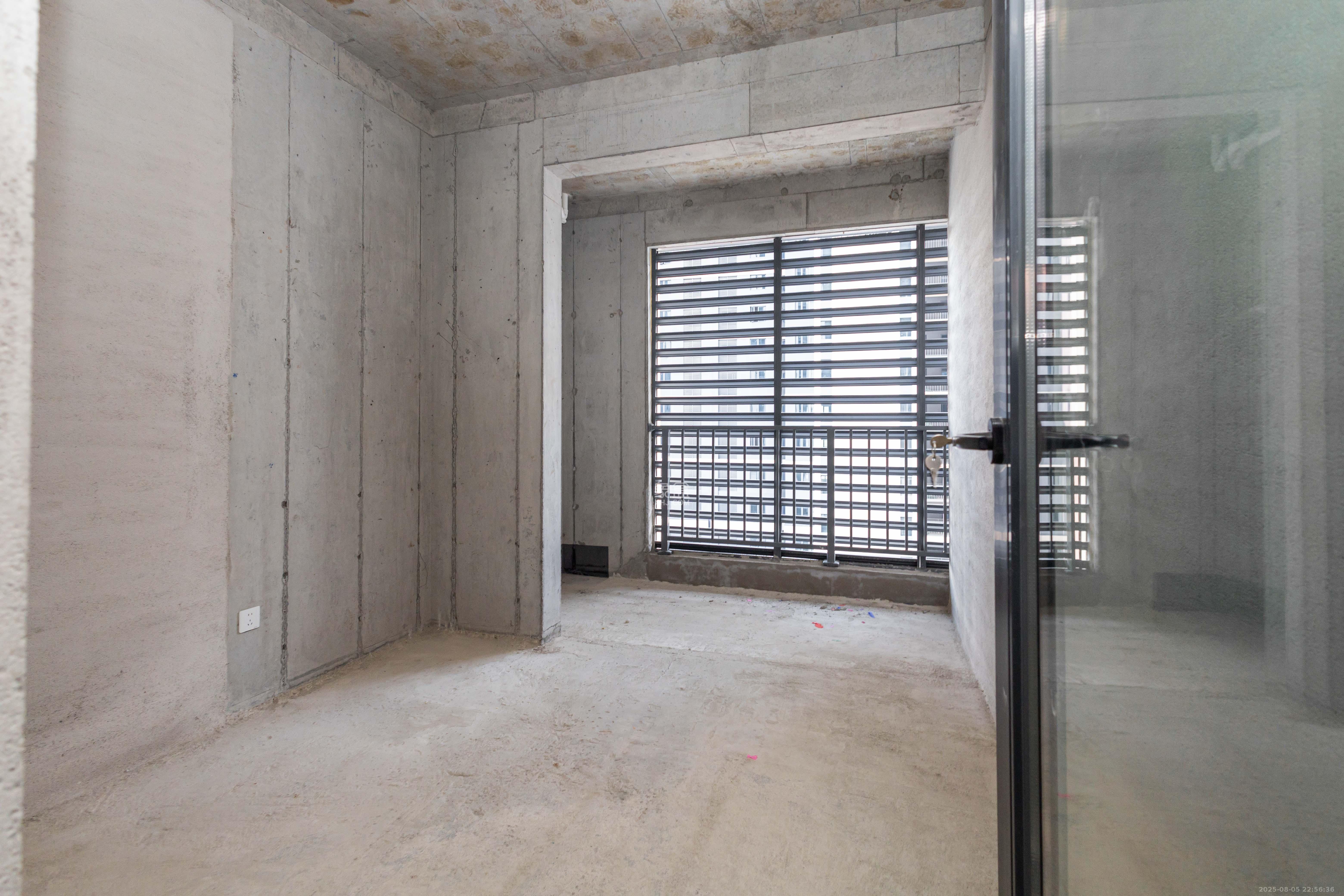 中建桃李九章  4室2厅2卫   189.00万卧室