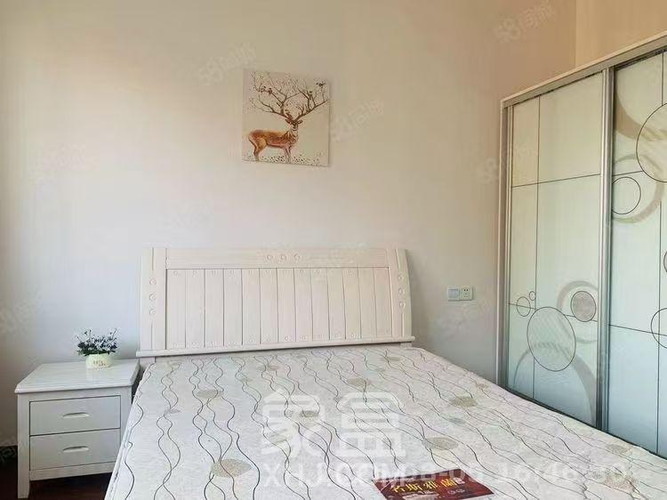 新城国际花都  3室1厅2卫    1700.0元/月室内图