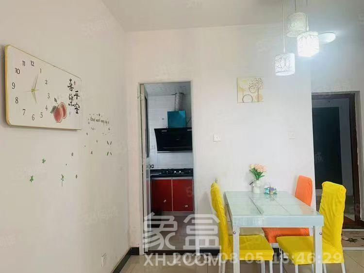 新城国际花都  3室1厅2卫    1700.0元/月室内图