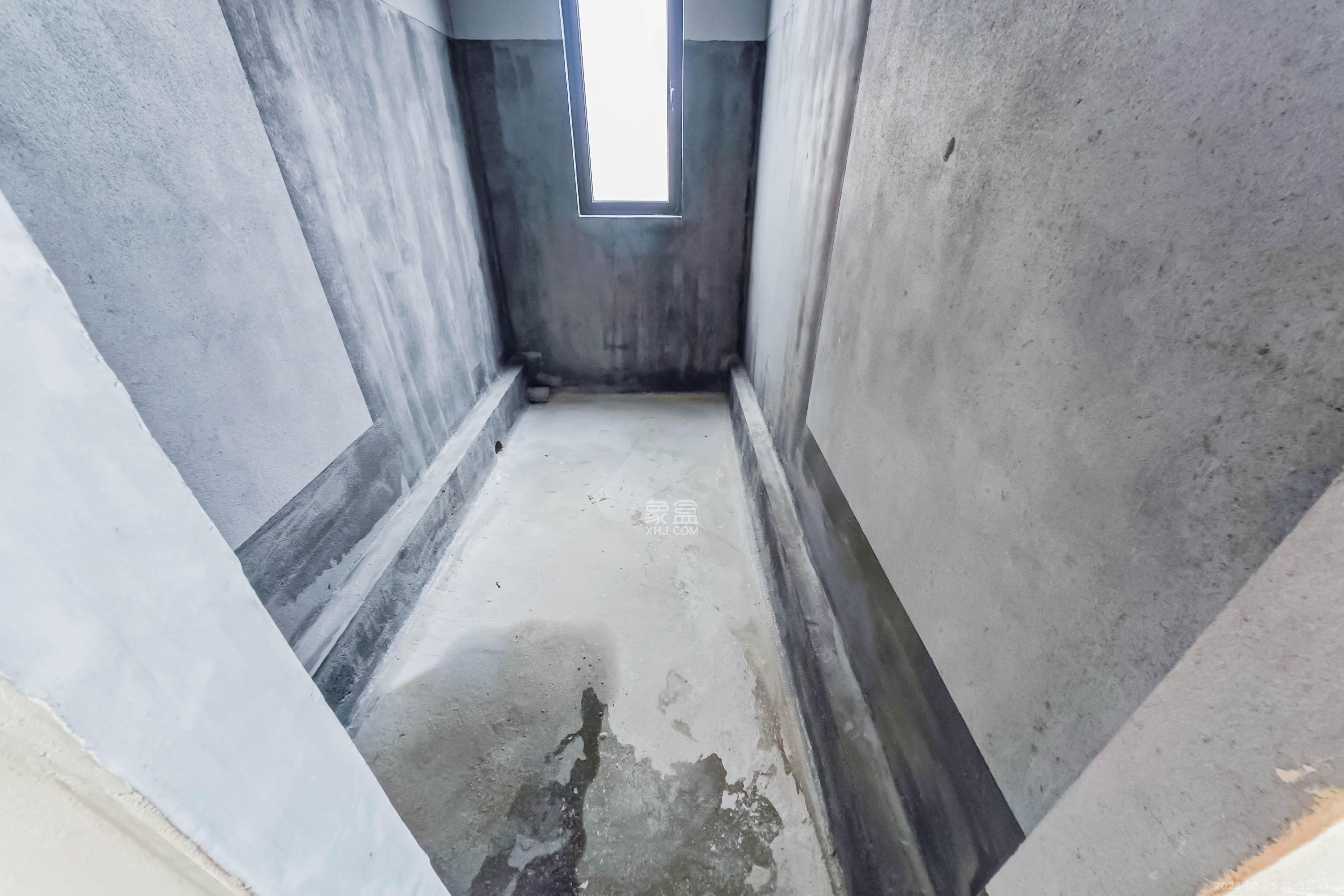 建发玖洲观澜  4室2厅2卫    230.0万其他