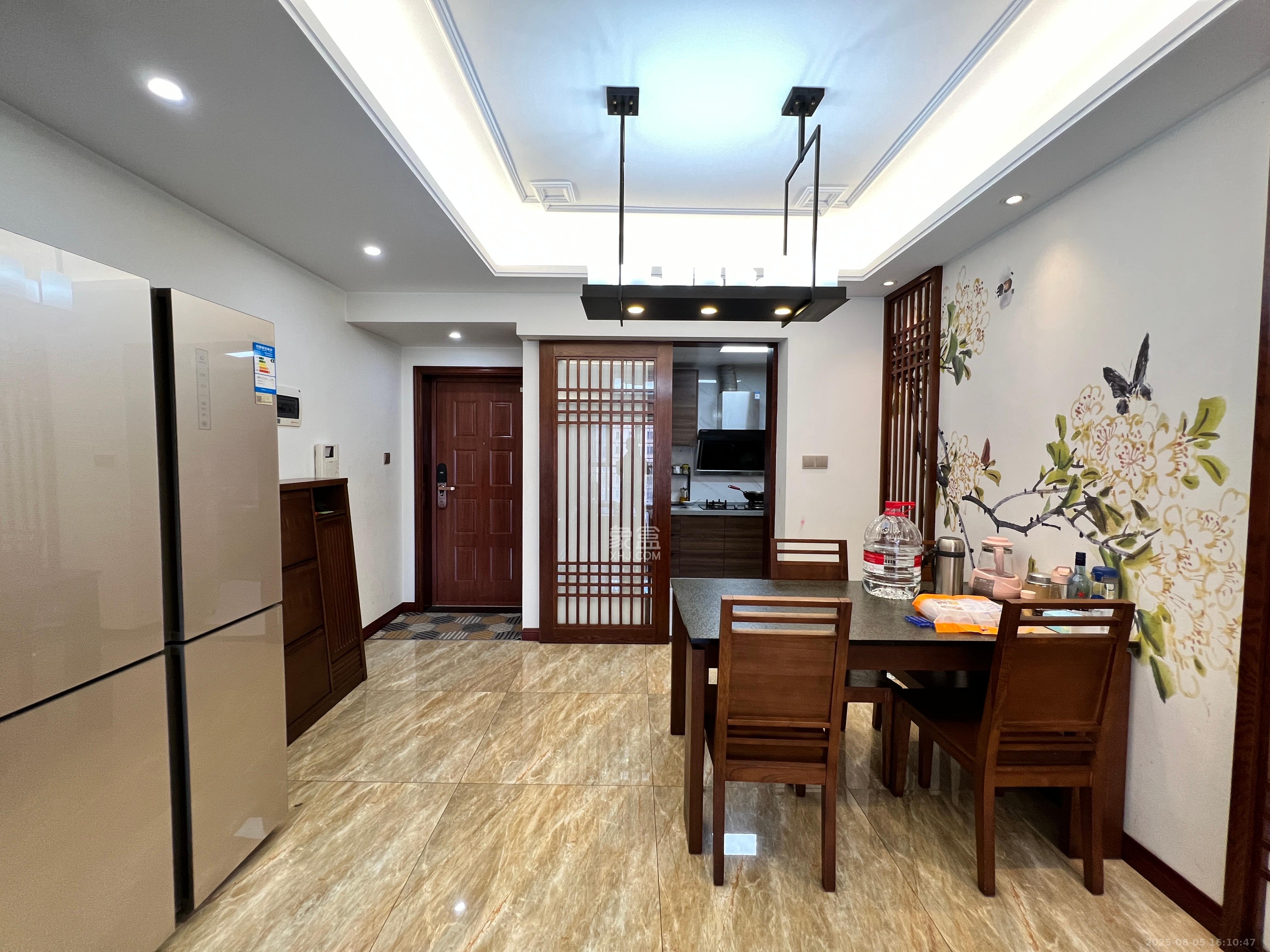 中城丽景香山园  3室2厅1卫   3500.00元/月室内图