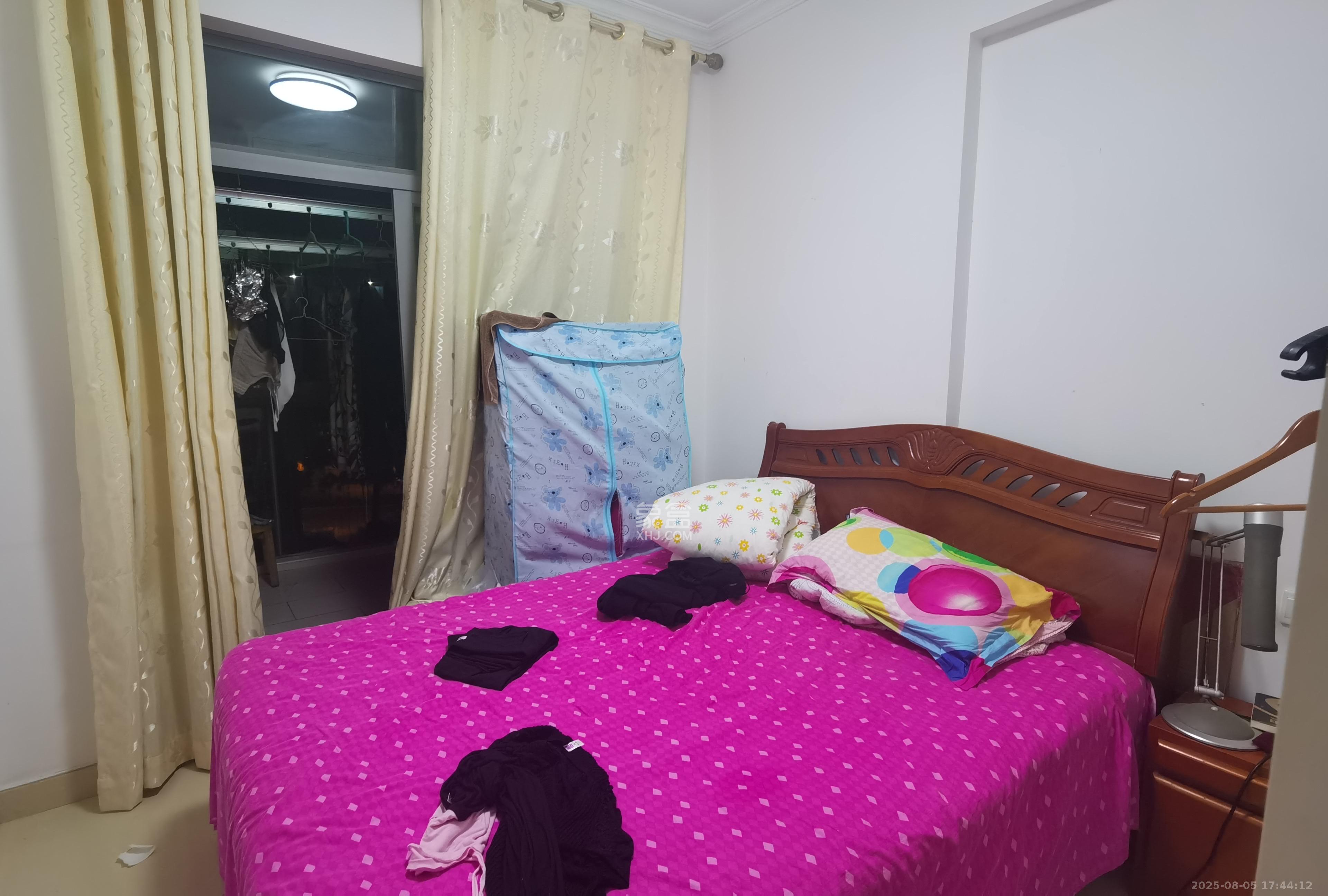 新城新世界一二三期  4室2厅2卫    3800.0元/月 新城新世界一二三期  4室2厅2卫    3800.0元/月室内图