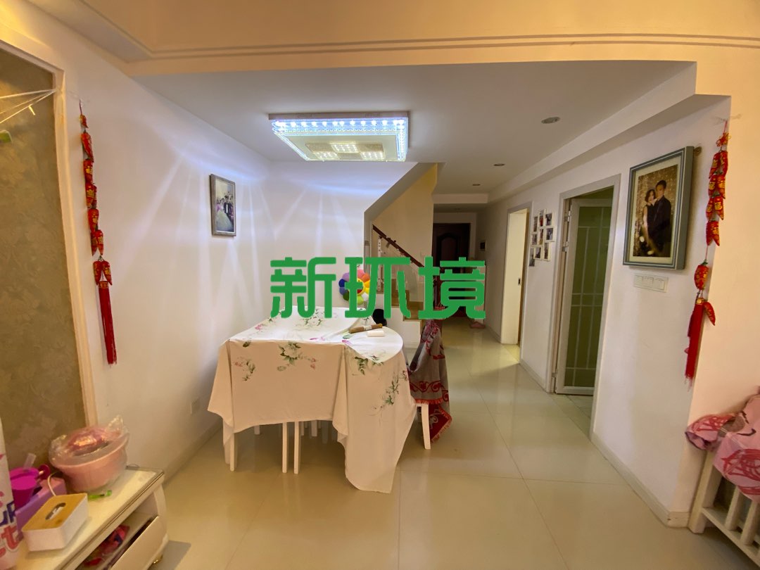 月亮湾三期  3室2厅2卫   2000.00元/月室内图