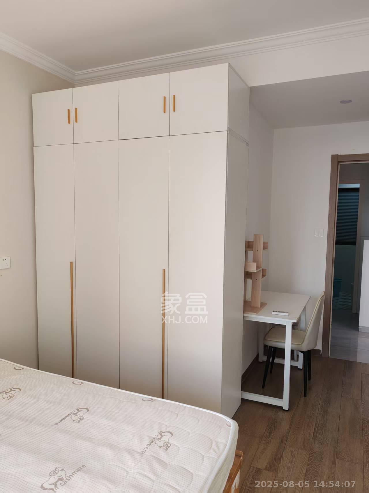 阳光城尚东湾愉景苑  3室2厅1卫   2400.00元/月室内图