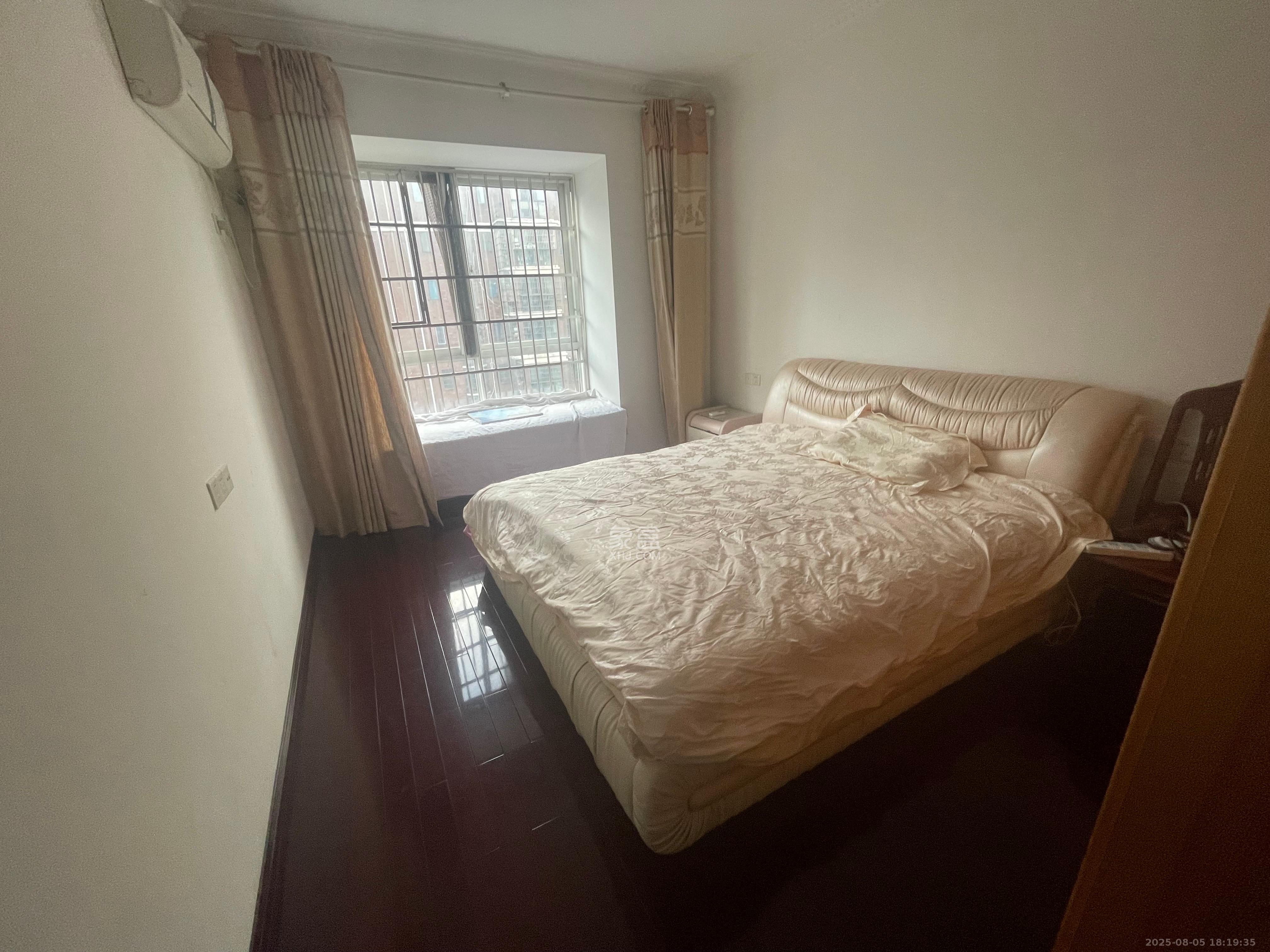 星城荣域 3室2厅2卫 3000.0元/月 星城荣域 3室2厅2卫 3000.0元/月室内图