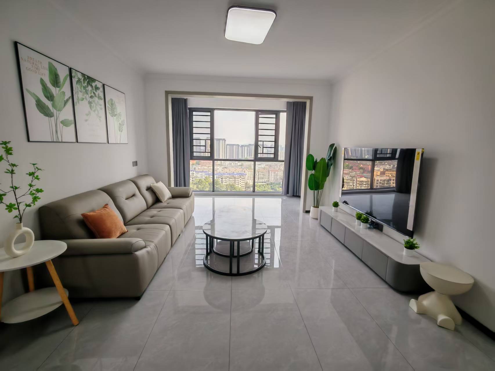 保利香槟国际  3室2厅2卫    2480.0元/月 保利香槟国际  3室2厅2卫    2480.0元/月