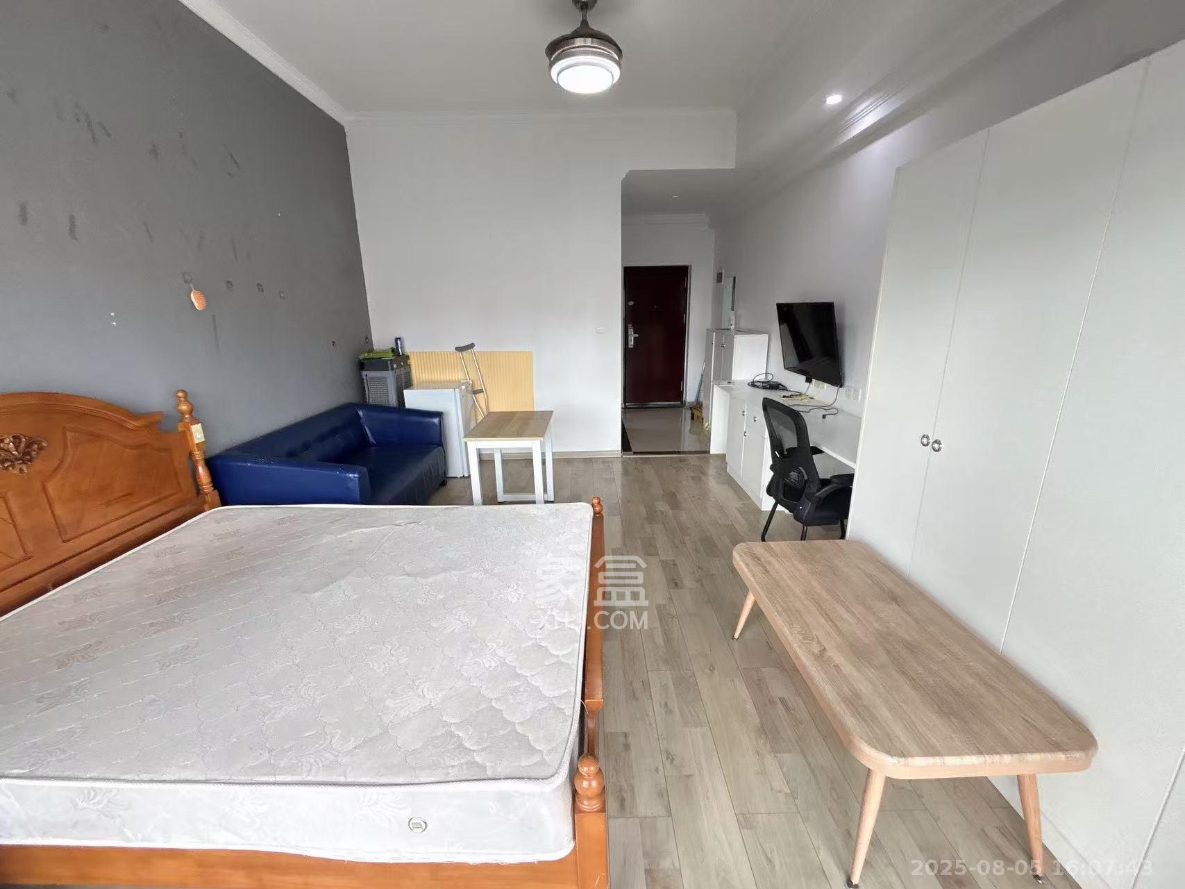 荣盛花语馨苑  1室1厅1卫    1200.0元/月 荣盛花语馨苑  1室1厅1卫    1200.0元/月室内图