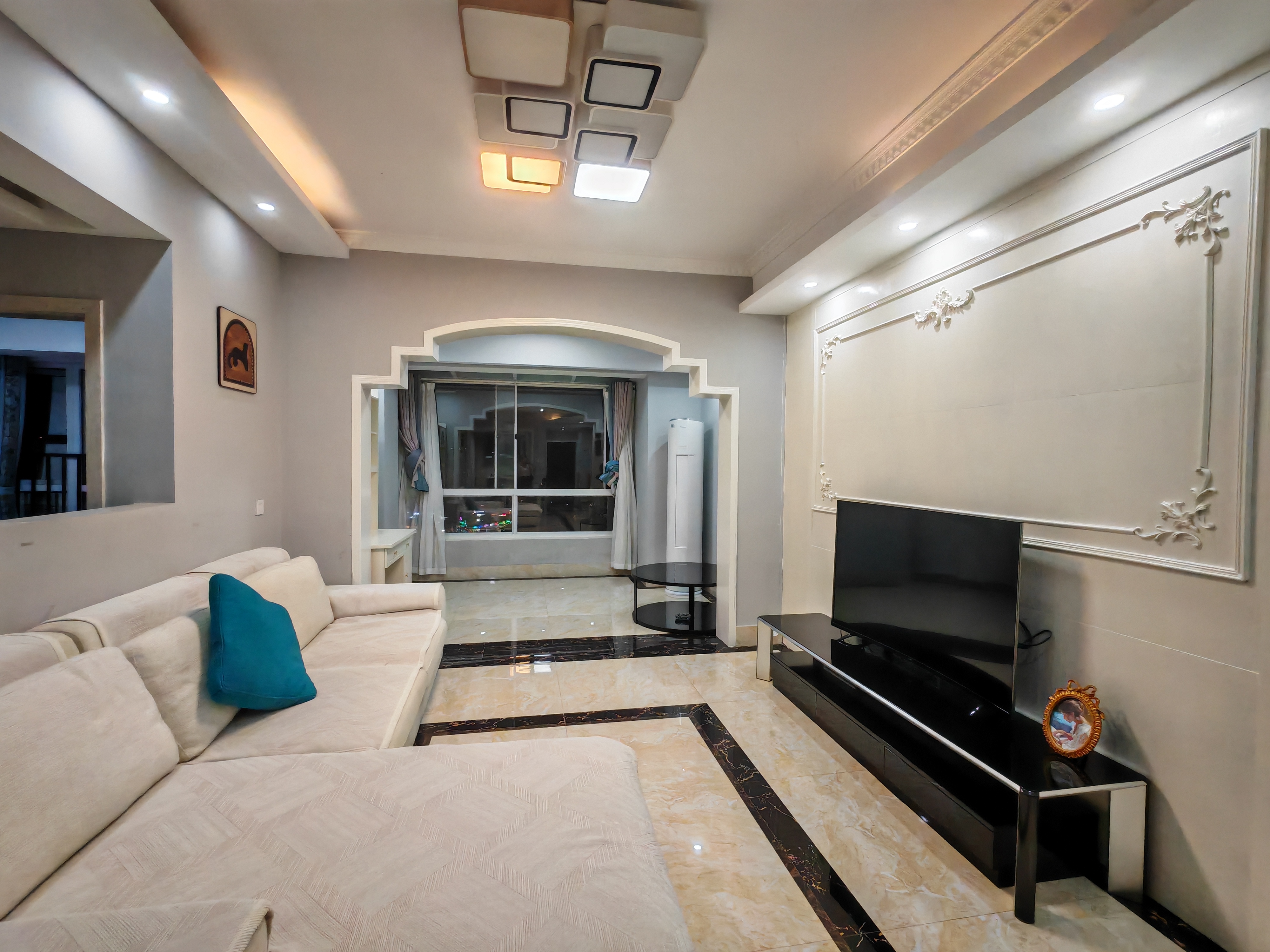 中天鹭鸶湾一期 3室2厅1卫 2200.0元/月 中天鹭鸶湾一期 3室2厅1卫 2200.0元/月室内图