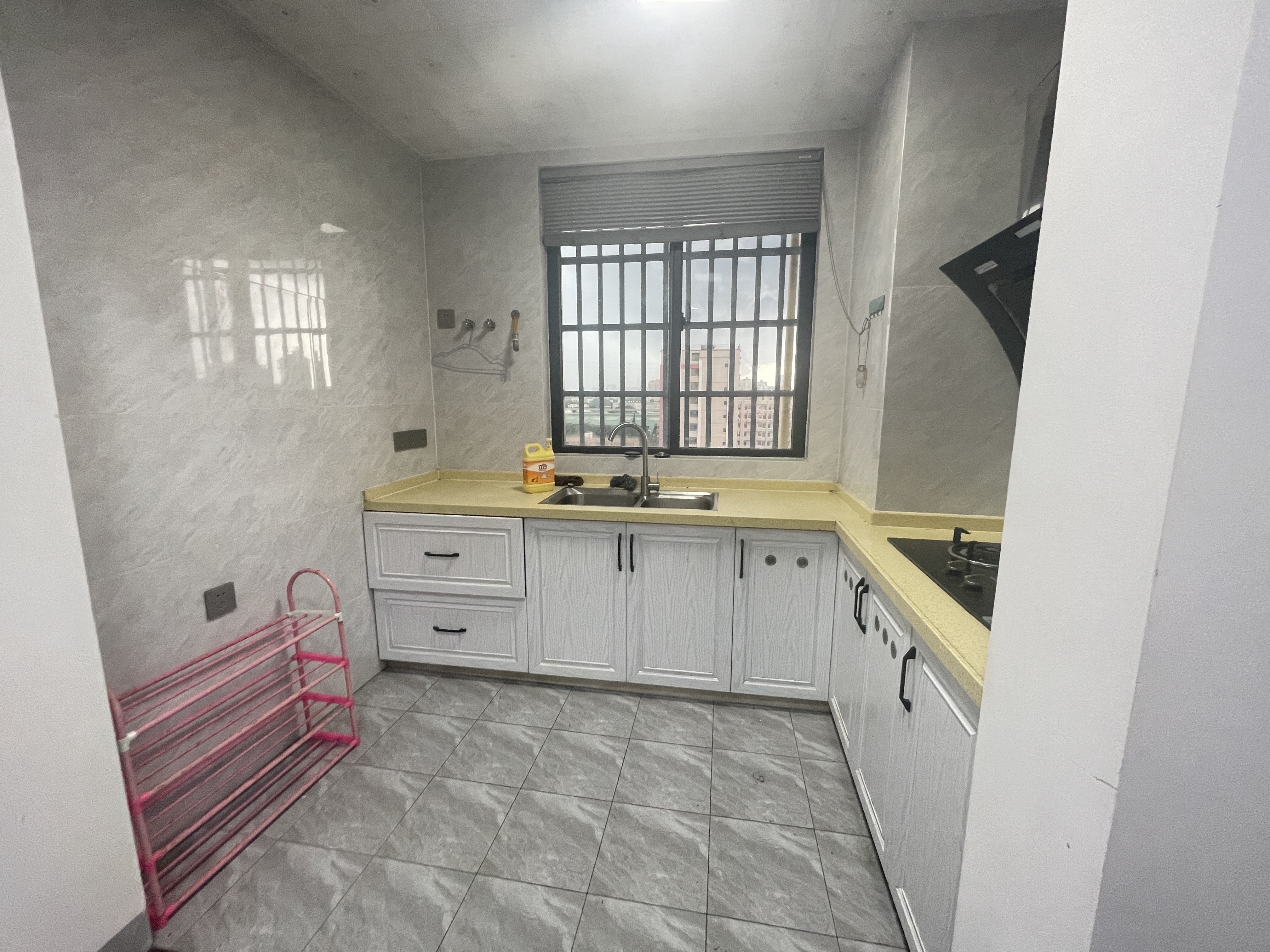 伟业智青春 3室2厅2卫 160.0万 伟业智青春 3室2厅2卫 160.0万客厅