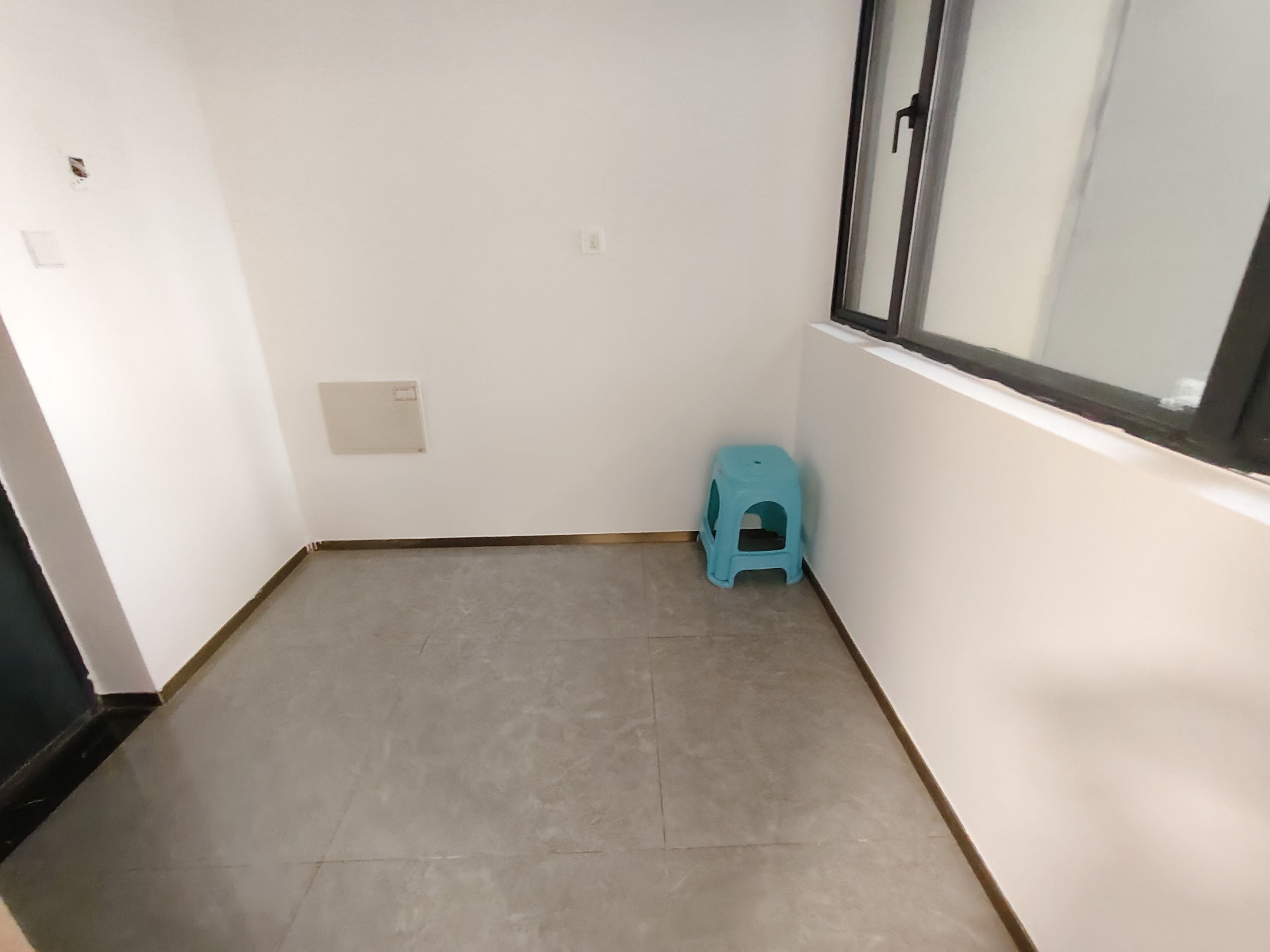 和风家园蓝天居 3室2厅2卫 2600.00元/月 和风家园蓝天居 3室2厅2卫 2600.00元/月室内图