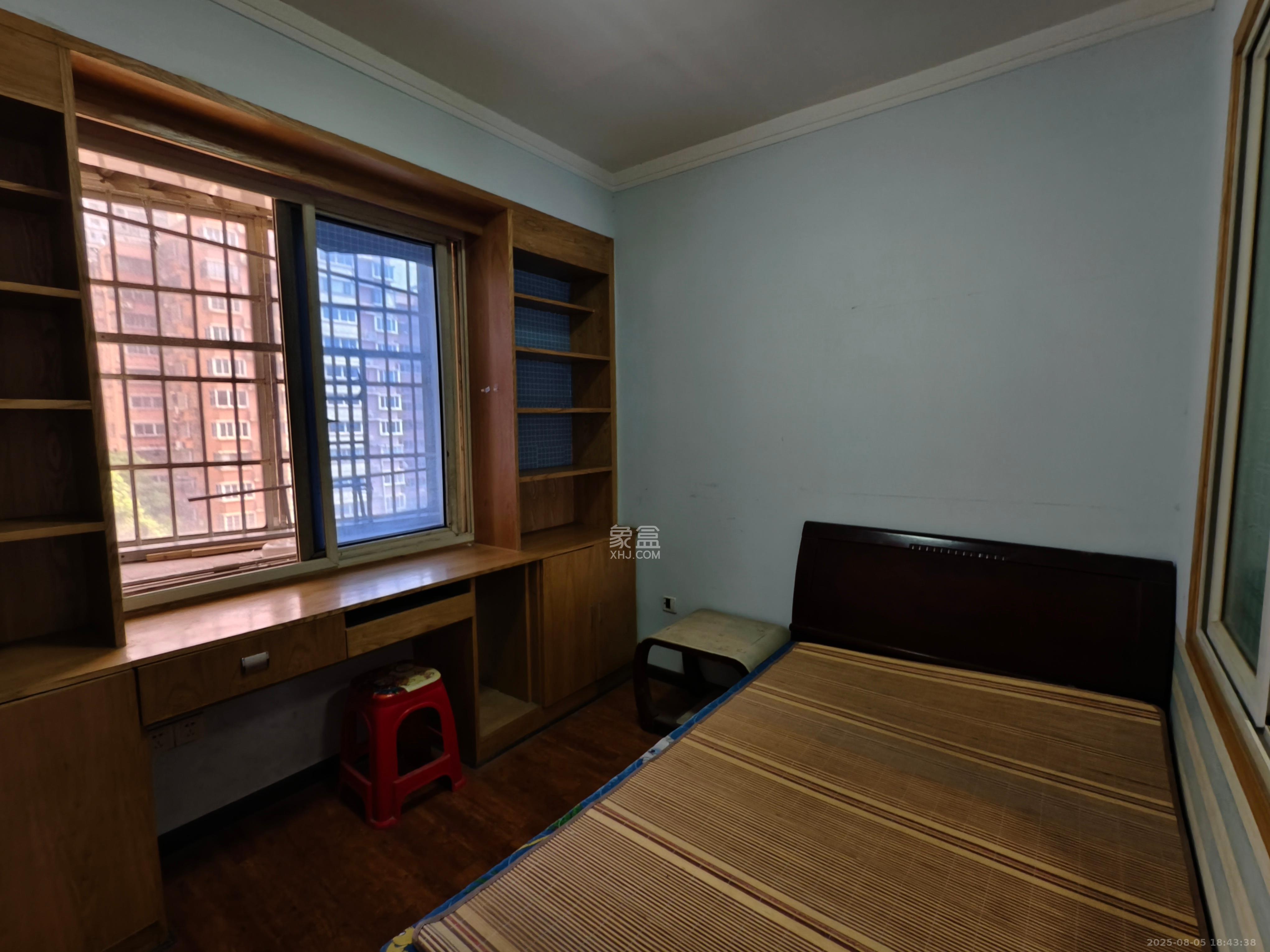 南湖公寓(万顺公寓) 2室1厅1卫 2000.0元/月 南湖公寓(万顺公寓) 2室1厅1卫 2000.0元/月室内图